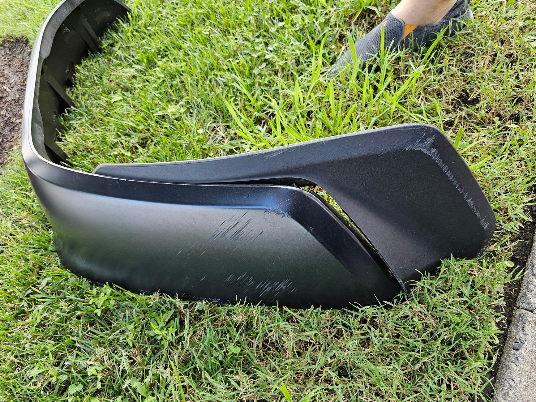 Ford Bronco Buying RAPTOR FRONT FENDER replacement 20240811_180621