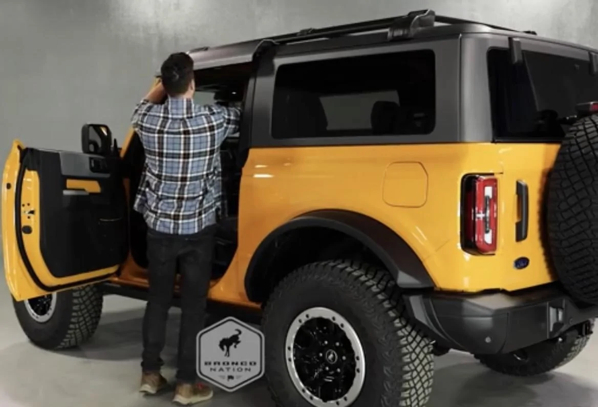 Ford Bronco Vertically Challenged People 4AD5CC12-6972-4D32-9F8E-BA909917F34B