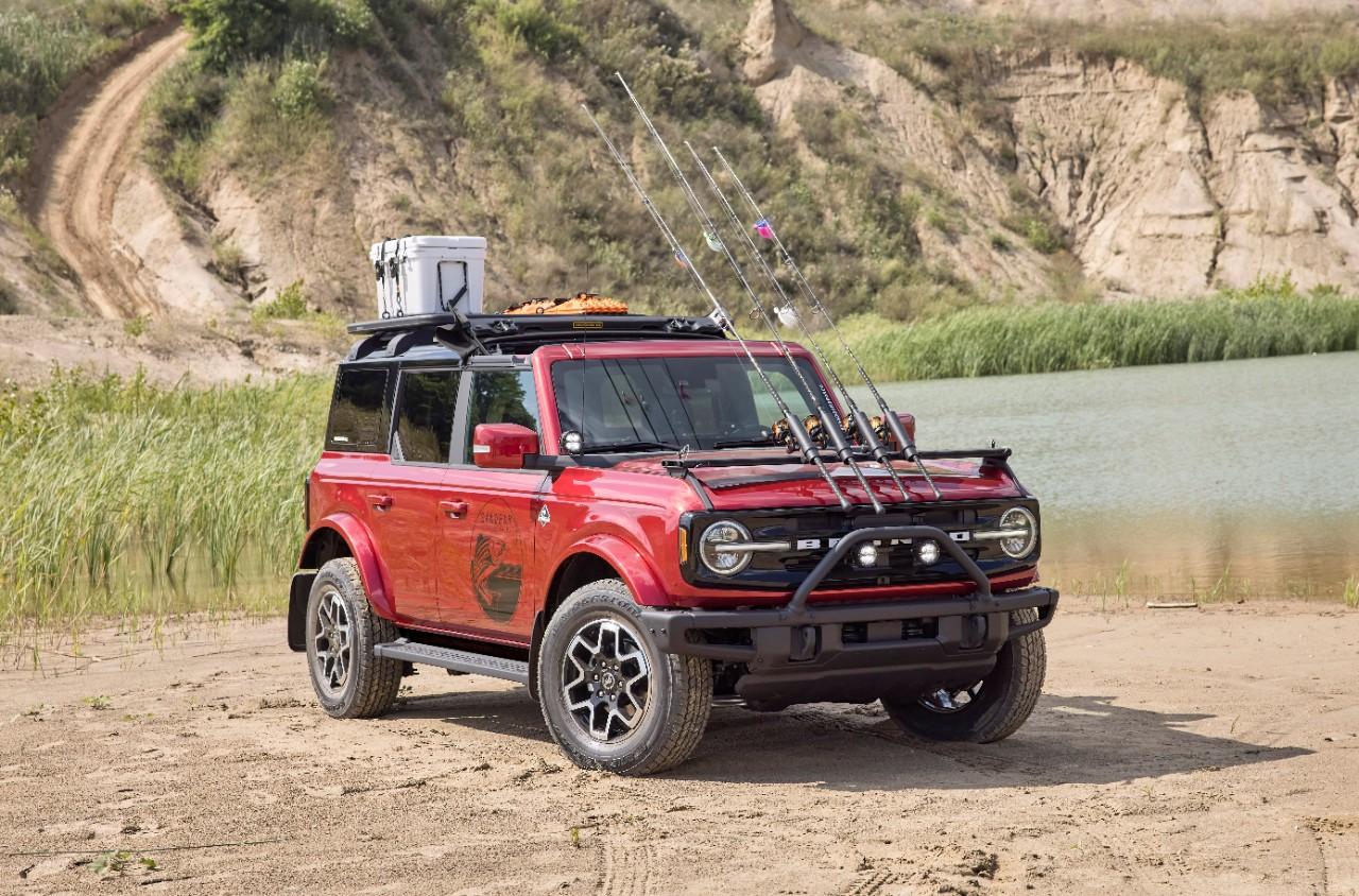 Ford Bronco Submit Your Bronco Questions For This Week’s Off-Road Expo Appearance Bronco_4-D_Outer Banks Fishing Guide_01