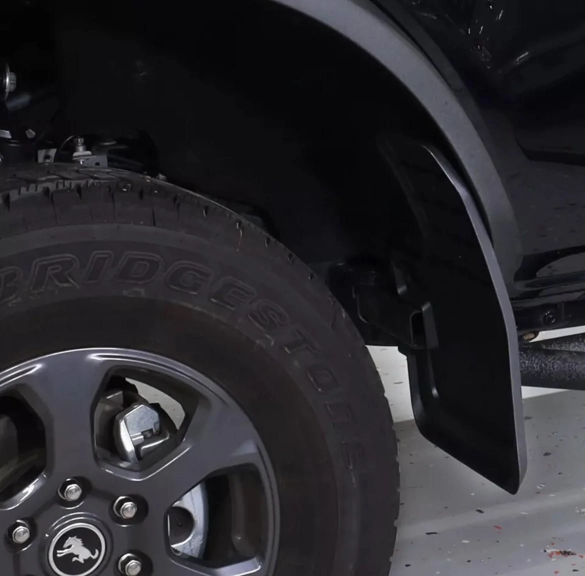 Ford Bronco IAG I-Line mud flaps - deceptive advertising IMG_1557-2