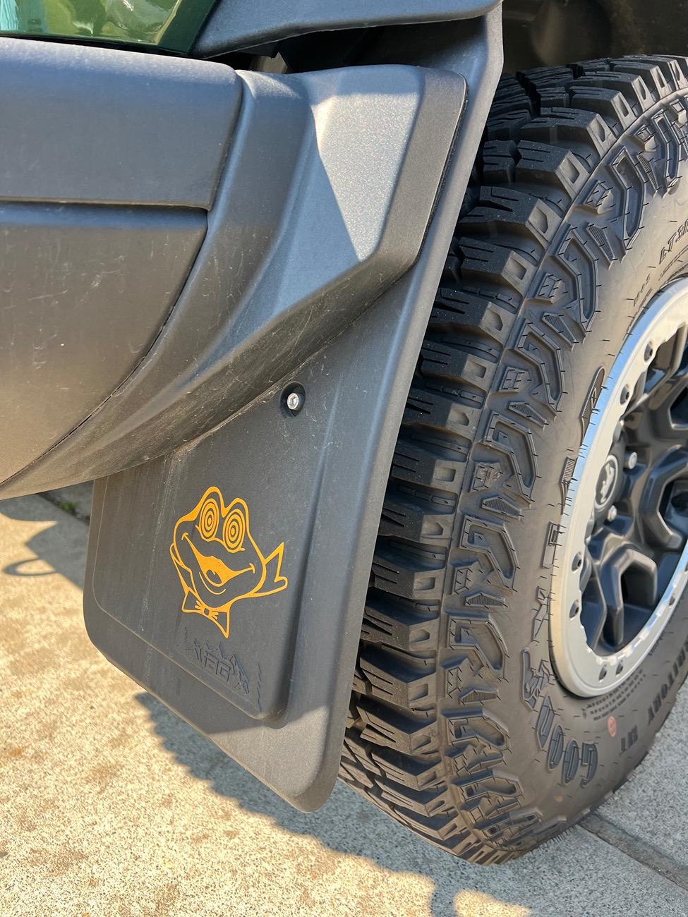Ford Bronco IAG I-Line mud flaps - deceptive advertising IMG_4121