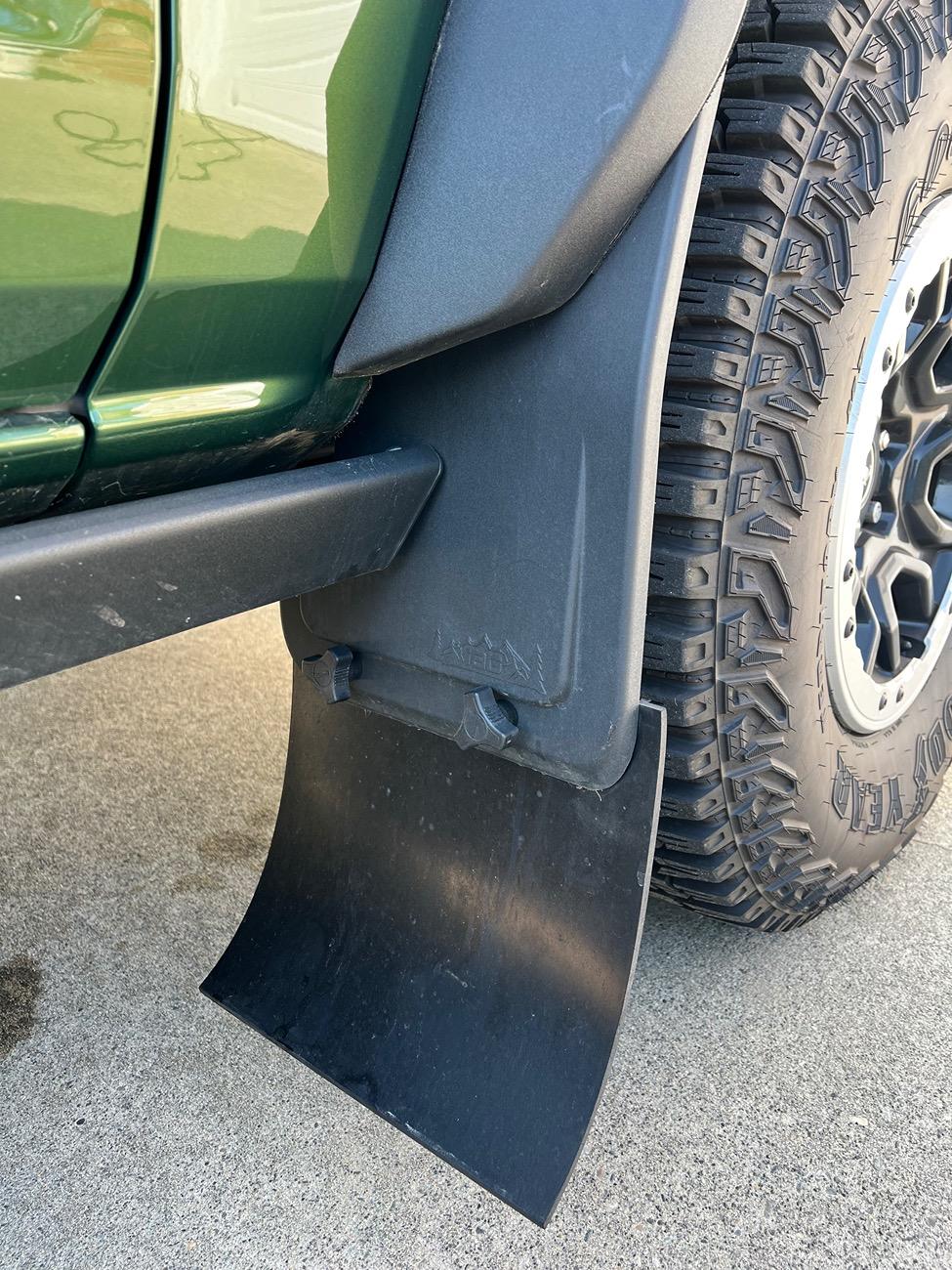 Ford Bronco IAG I-Line mud flaps - deceptive advertising IMG_4123