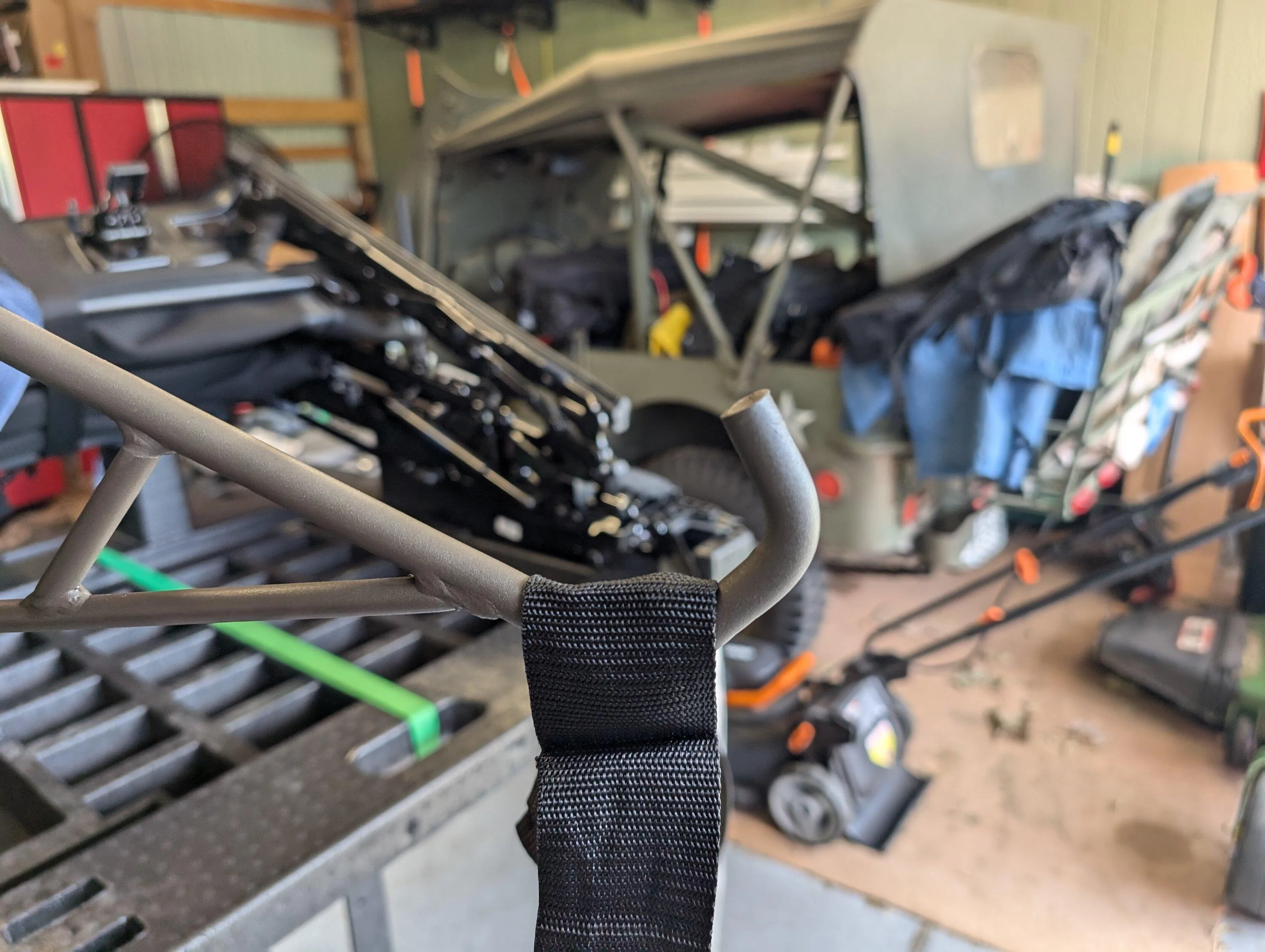 Ford Bronco DIY Guide to Removing the Soft Top and Installing the Hard Top by Yourself PXL_20240813_151007012