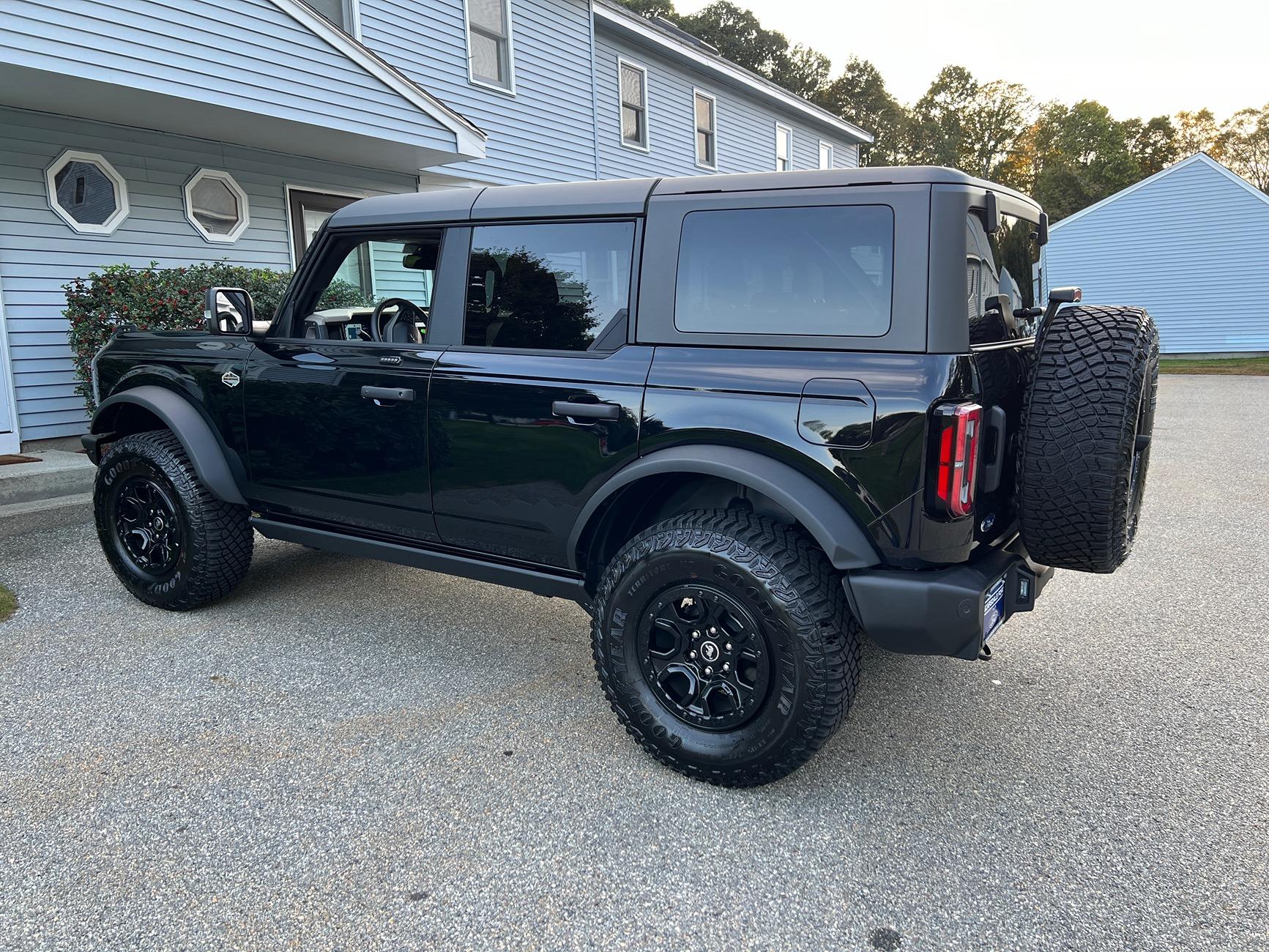 Ford Bronco Back to selecting color driving me nuts IMG_2247