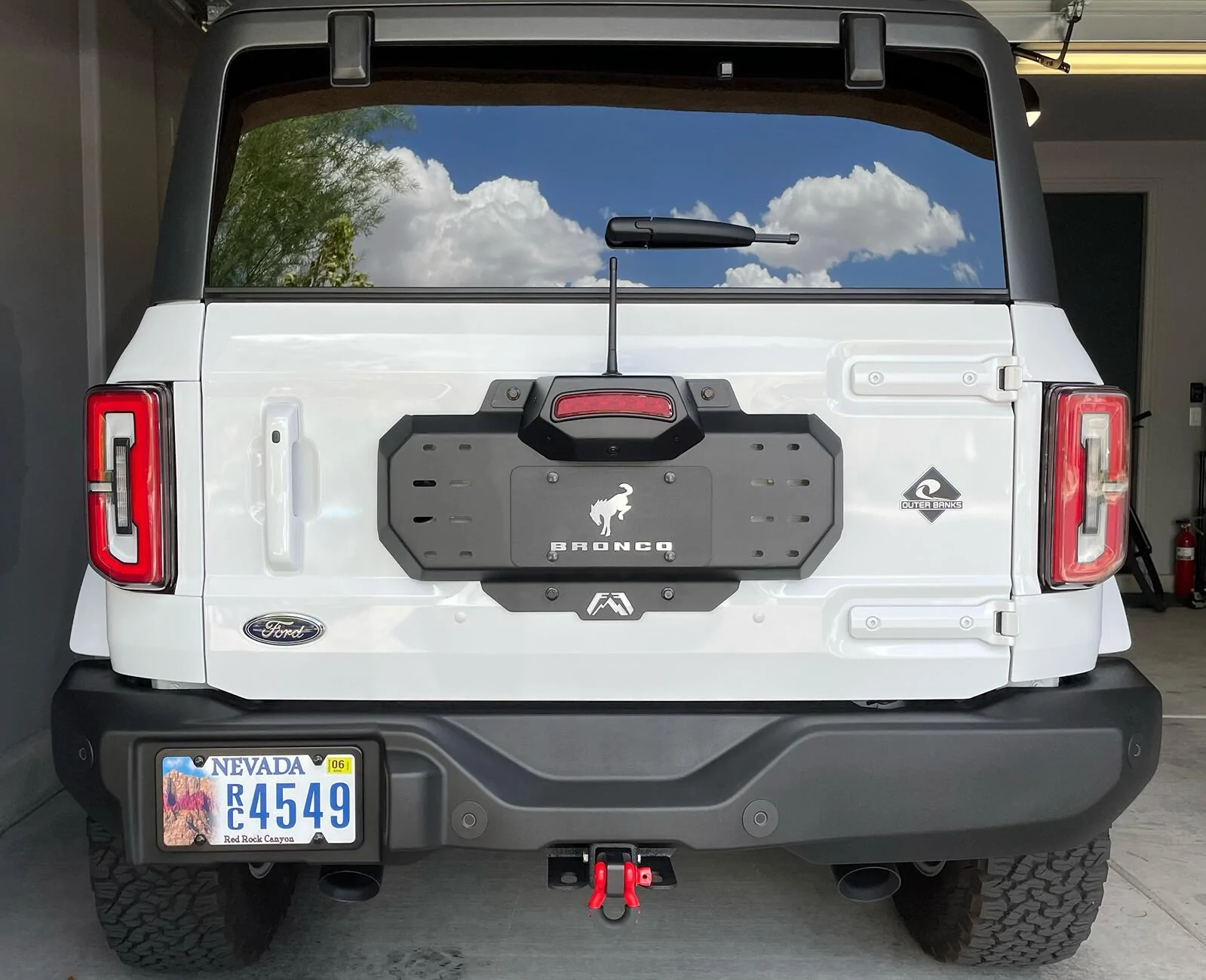 Ford Bronco Spare Rear Tire Delete tempImagetCHvZD