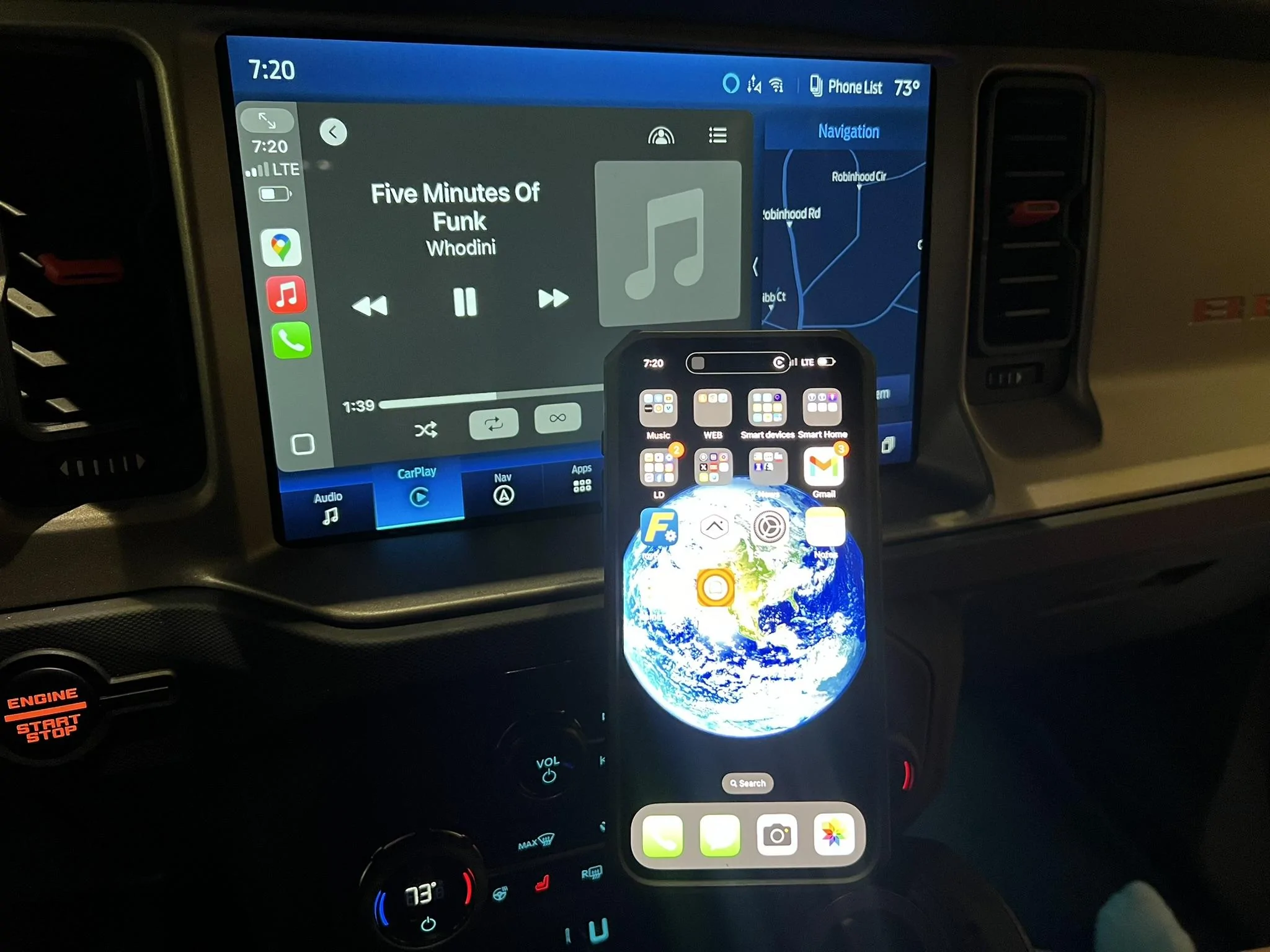 Ford Bronco Phone Mount magsafe IMG_2917