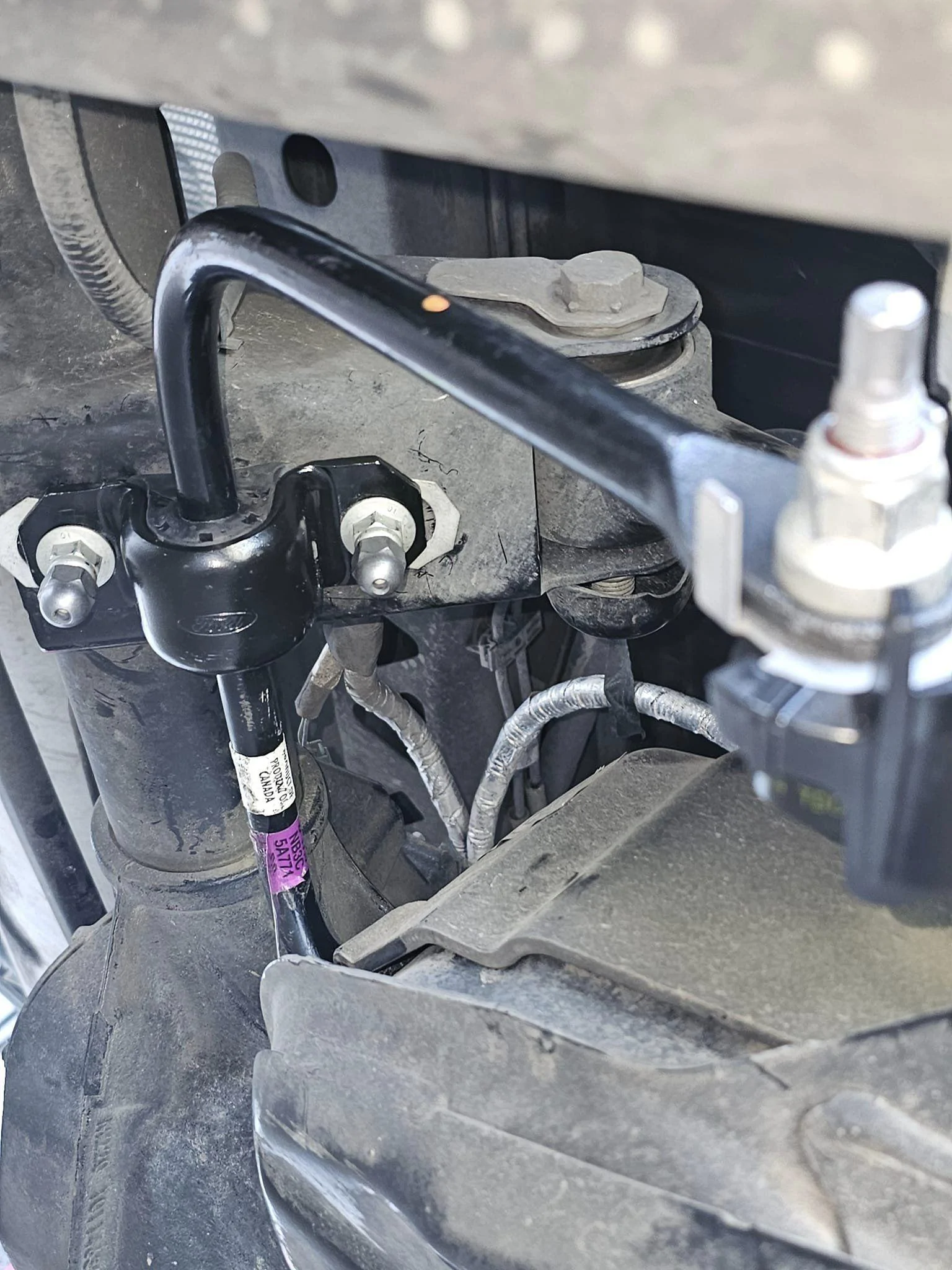 Ford Bronco OEM Rear Sway Bar Install with Tips and Initial Impressions Installed 1