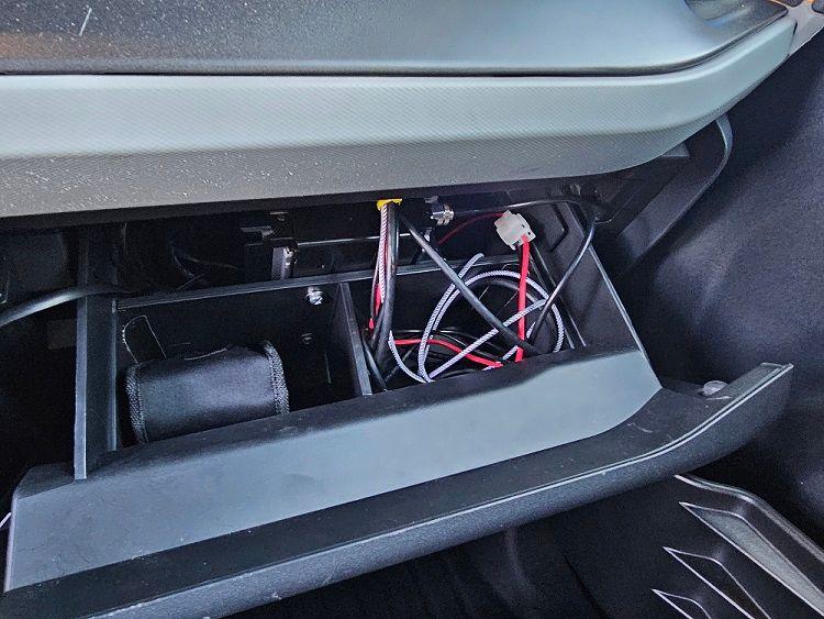 Ford Bronco What did you do TO / WITH your Bronco today? 👨🏻‍🔧🧰🚿🛠 Yaesu_FTM500_Install_03