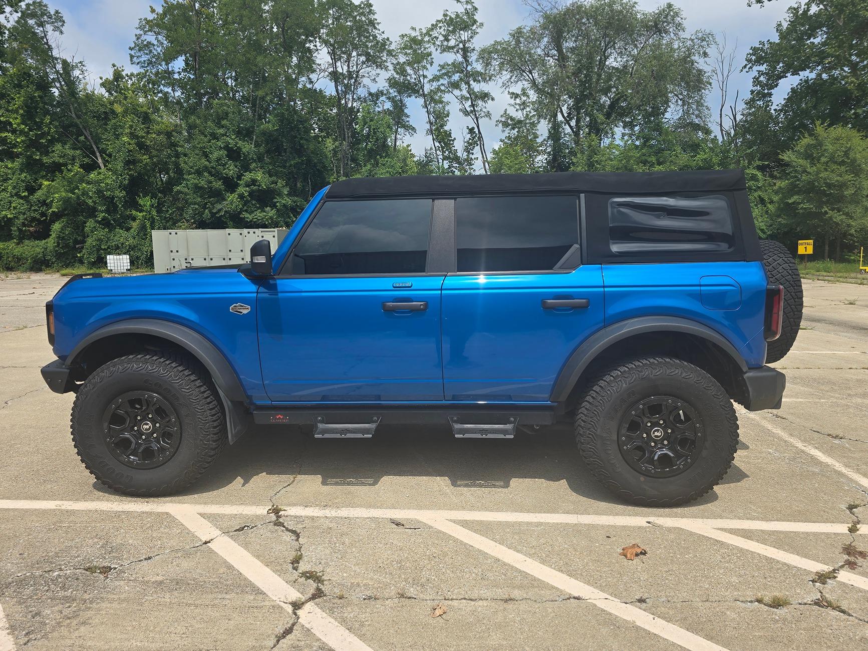 Ford Bronco 4 door steps $100 20240807_124006
