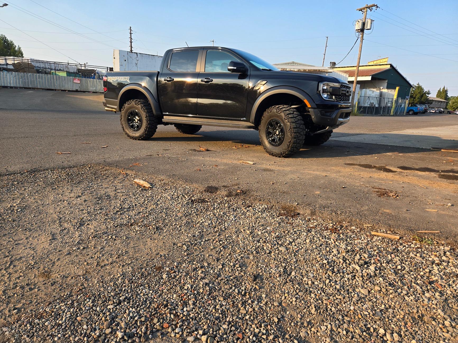 Ford Bronco Bronco vs Ranger6G steering and handling comparision. 20240809_074215