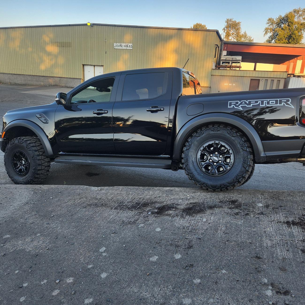Ford Bronco Bronco vs Ranger6G steering and handling comparision. 20240717_200946