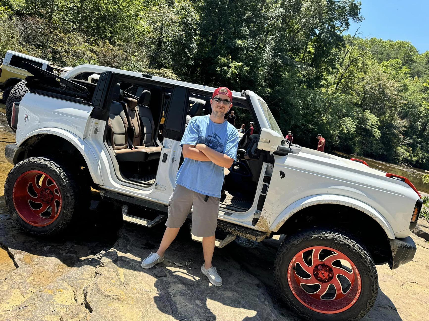 Ford Bronco Wife's 1st time ever driving offroad by herself! 455151726_10232621782517135_1801639435914875200_n