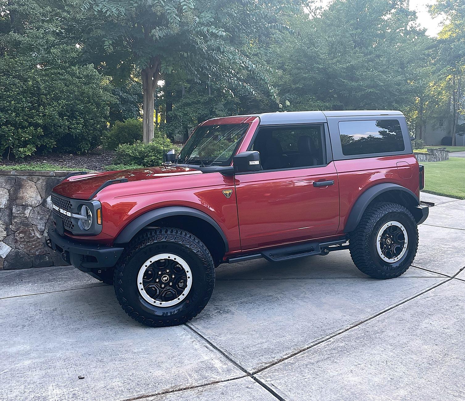 Ford Bronco HOT PEPPER RED Bronco Club IMG_2060[1].JPG