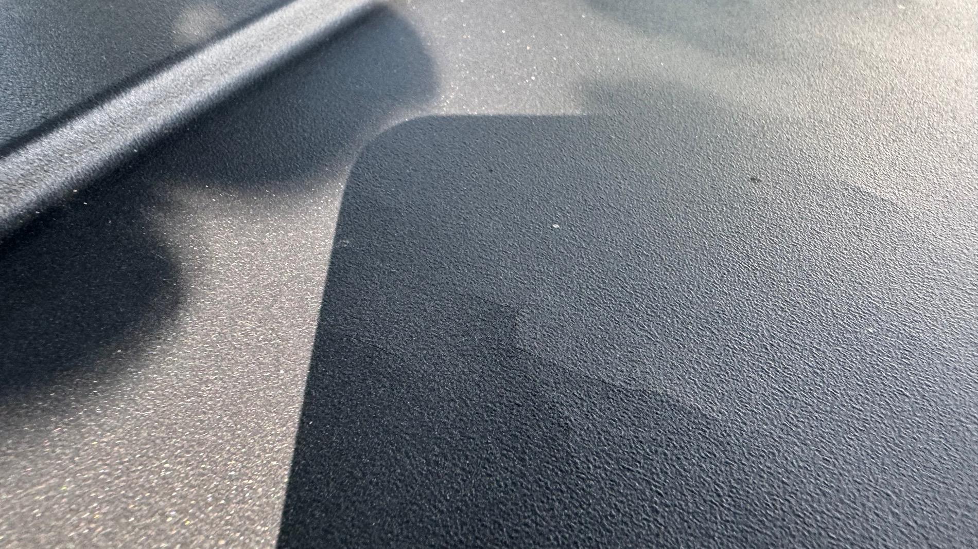 Ford Bronco UPDATE/ Ford IS Warranting MIC top v2 developing  hairline cracks IMG_9371