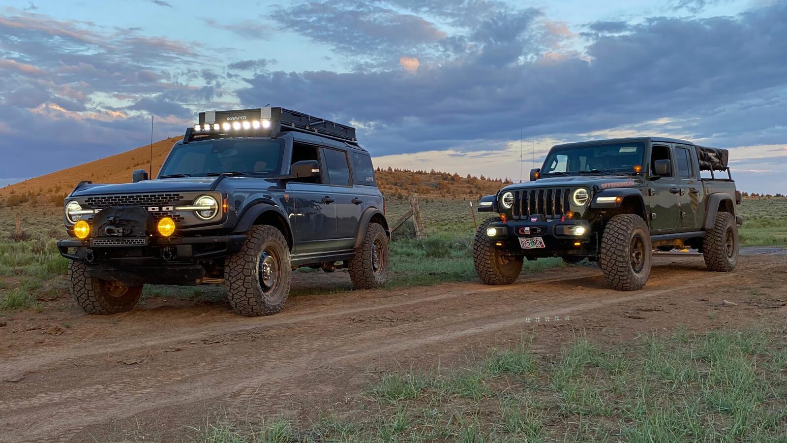 Ford Bronco Anyone running 2 lights on the front bumper? Untitled design (1)