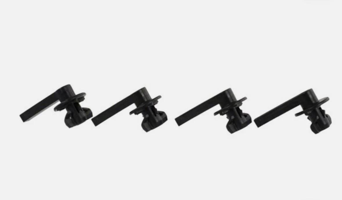 Ford Bronco Fender Clips IMG_4051