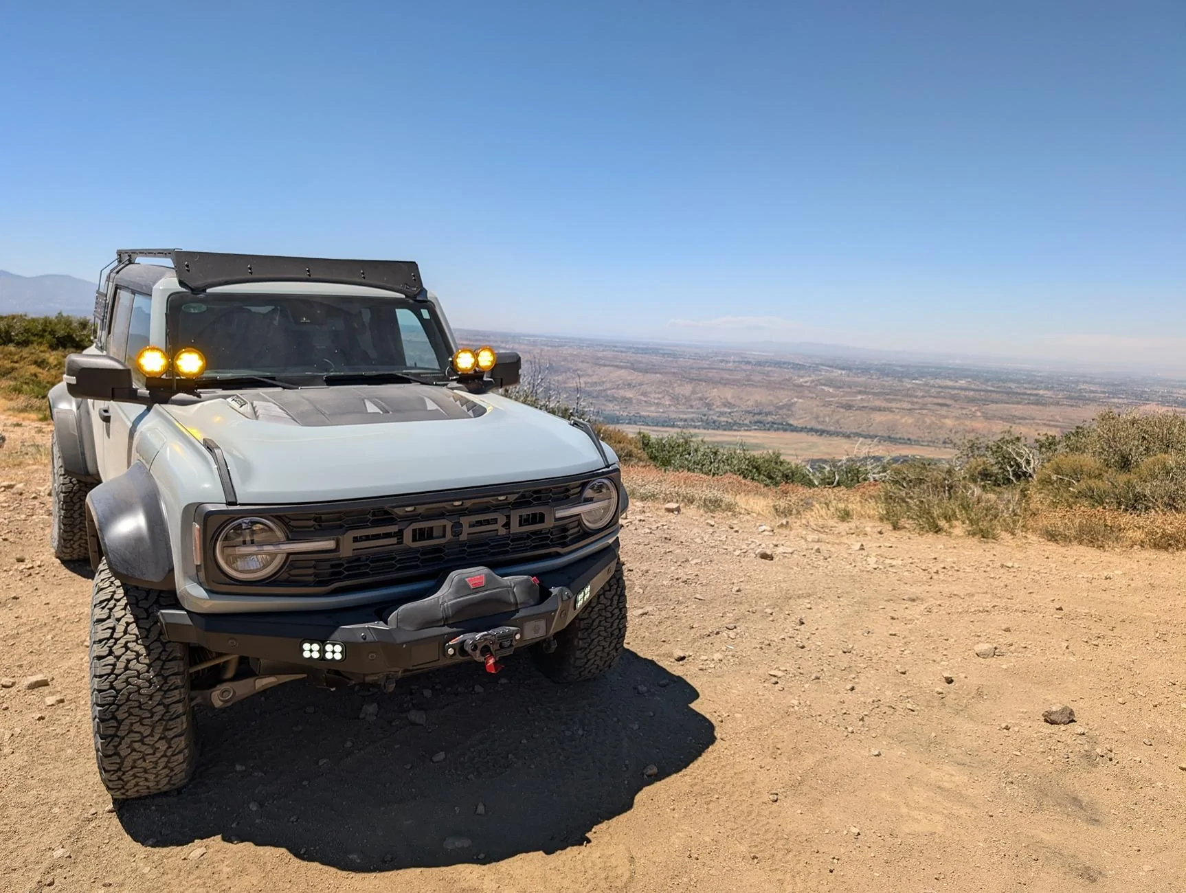 Ford Bronco CACTUS GRAY Bronco Club PXL_20240727_211311436