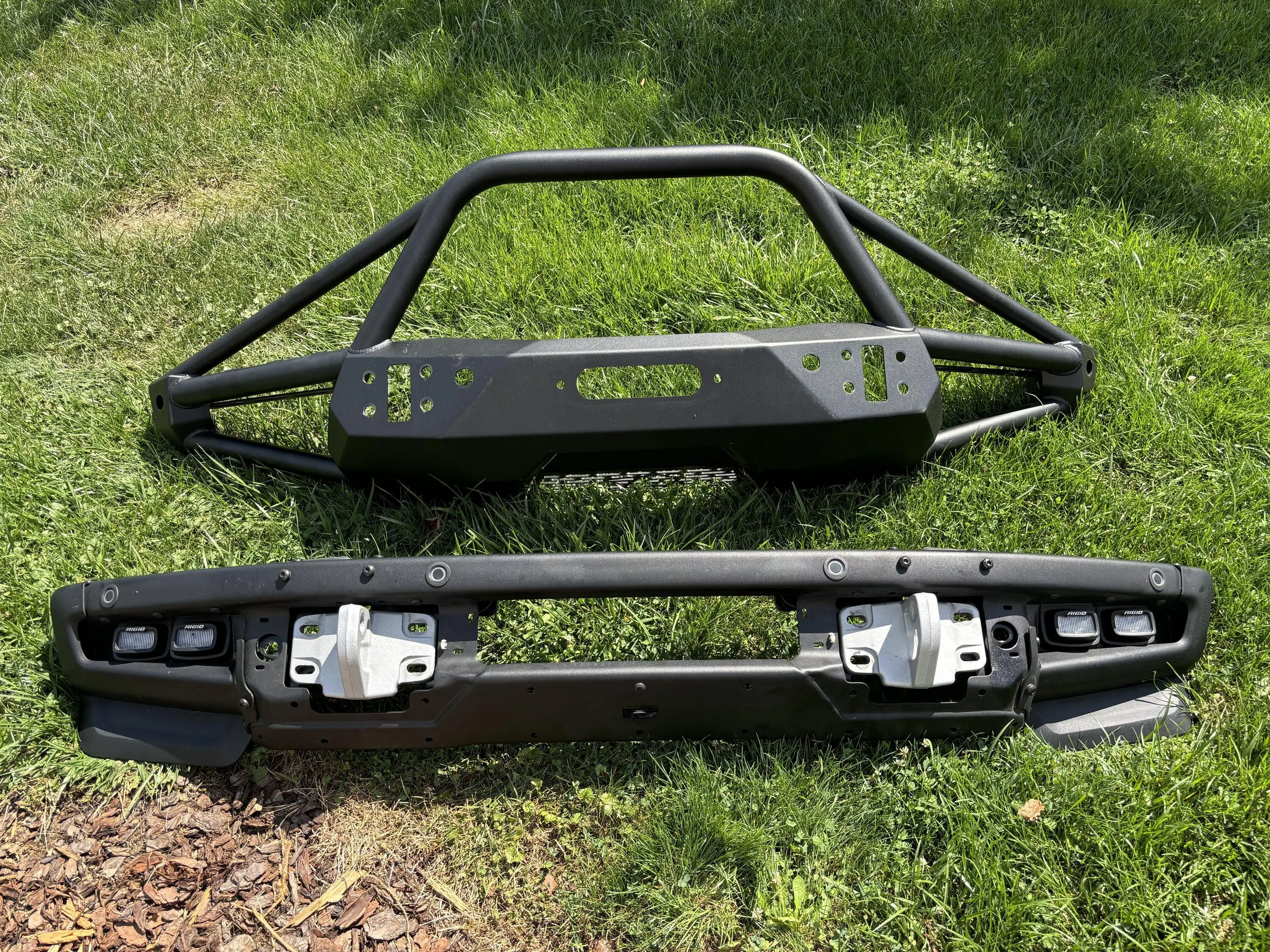 Ford Bronco Winch bumper- CBI 545475CD-6132-4202-8D14-8DF1F099466D