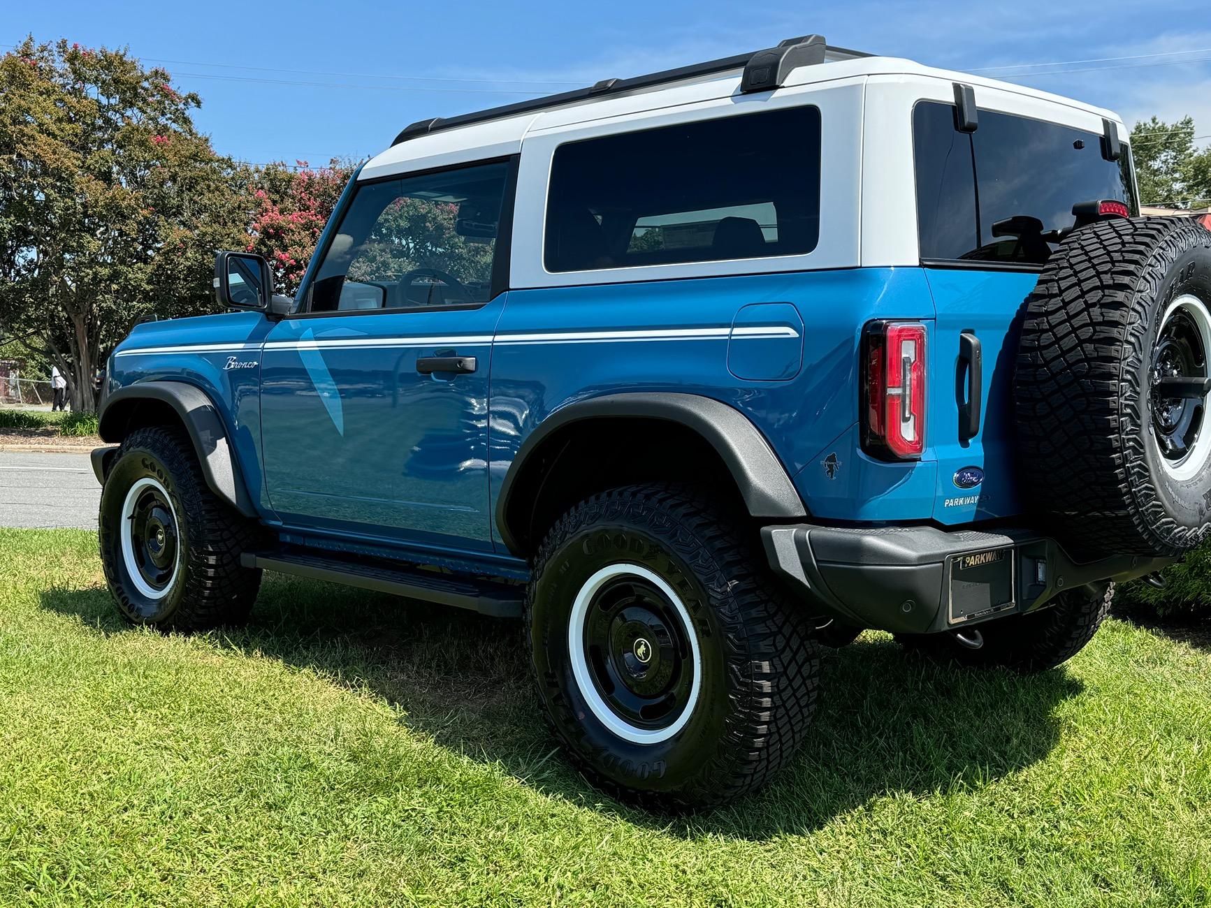 Ford Bronco HERITAGE EDITION Bronco Club IMG_2391