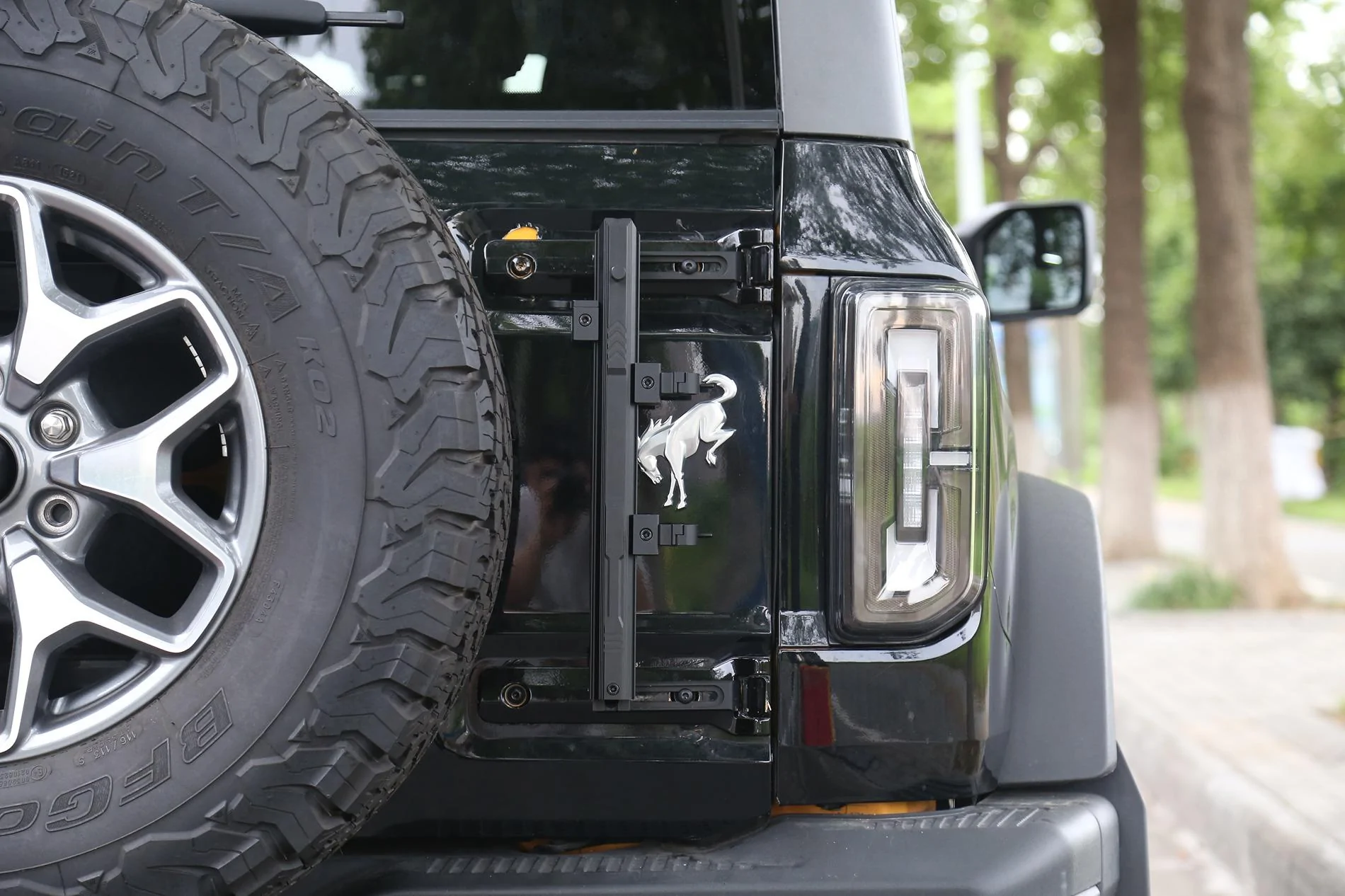 Ford Bronco MABETT Multi-functional Tailgate Flagpole Mount Holder Available Now! IMG_6426