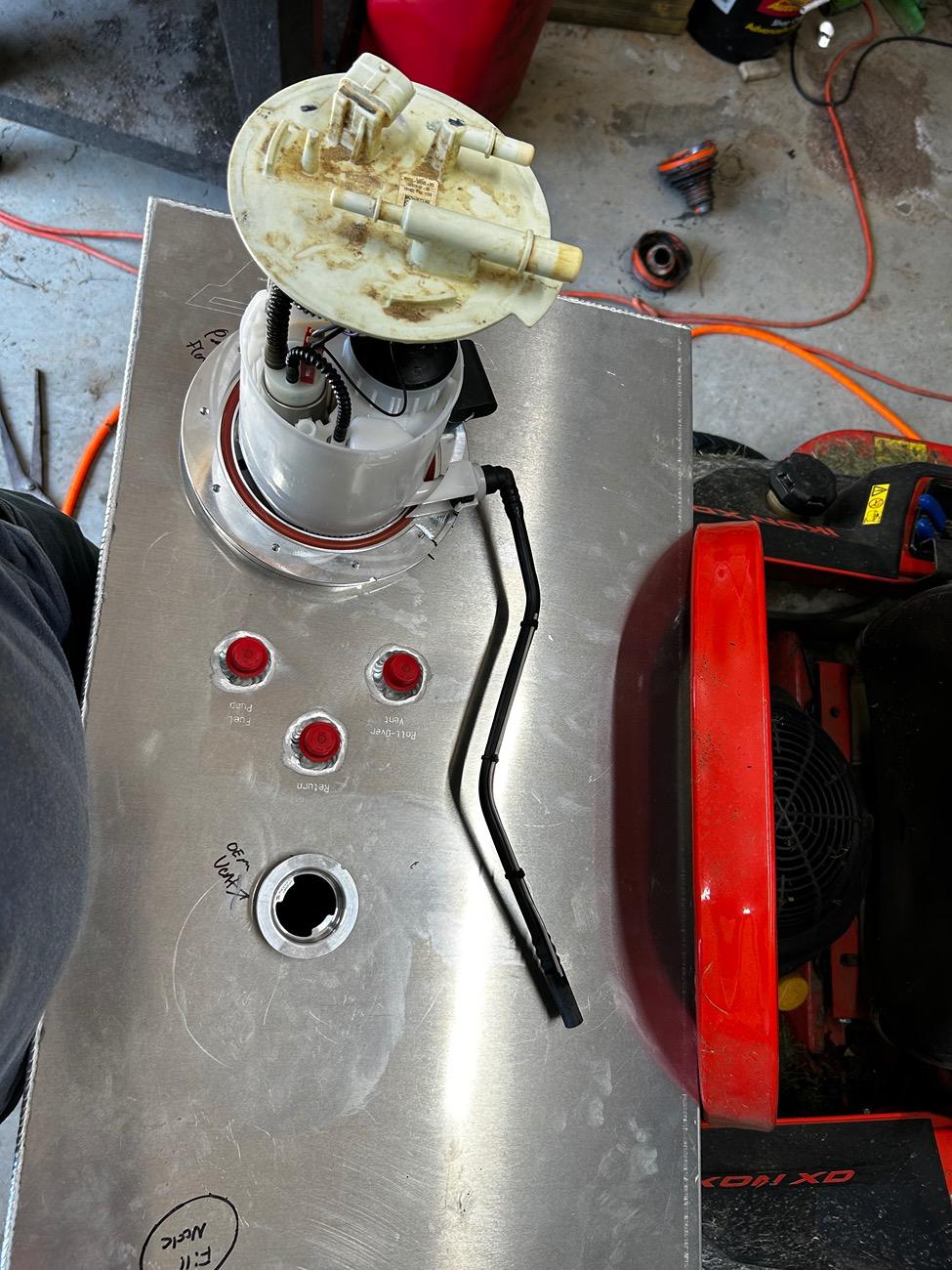 Ford Bronco 2-door fuel tank replacement & relocation to the rear (to allow for triangulated 4link setup) IMG_6779