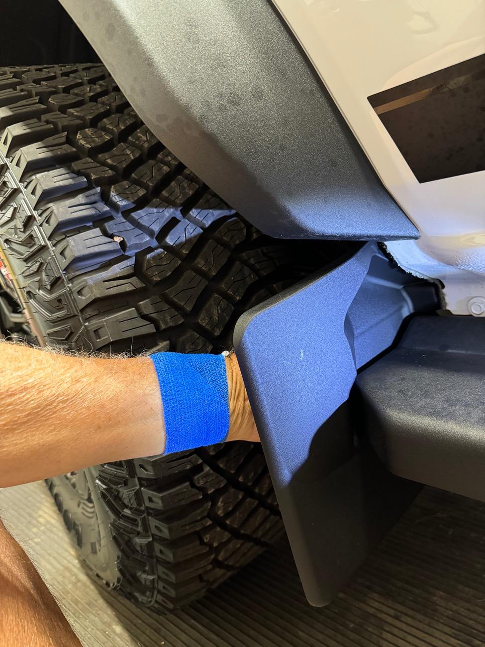 Ford Bronco Non SAS mud flap/splashguard recommendations (please) IMG_7081