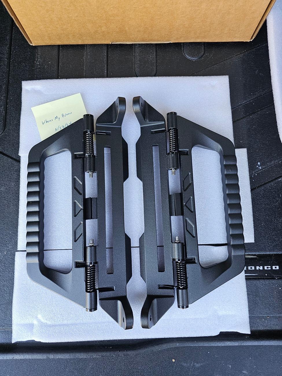 Ford Bronco Metal Grab Handles, Front Row 20240827_113850