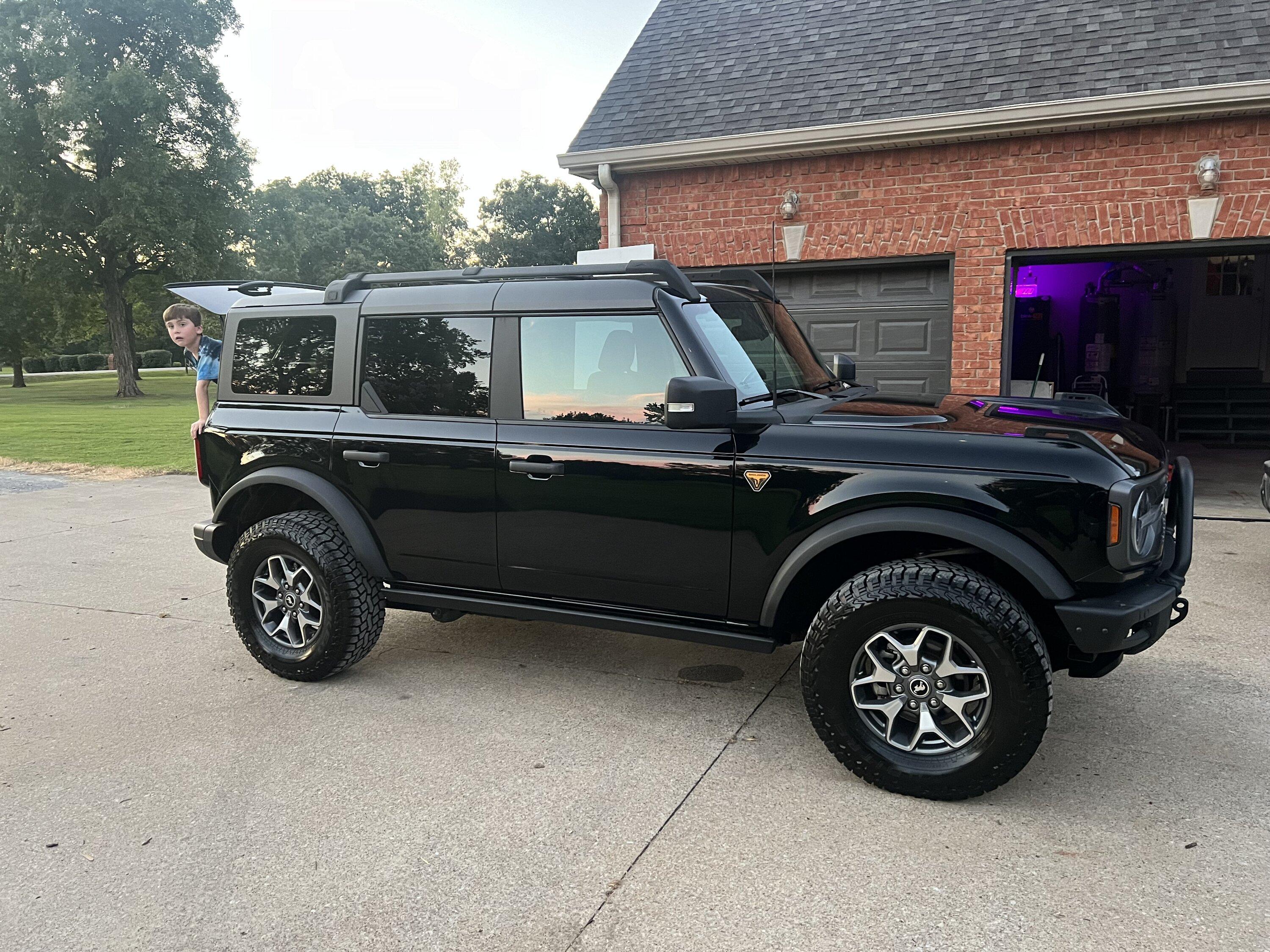 Ford Bronco New guy from mid Tn IMG_1755