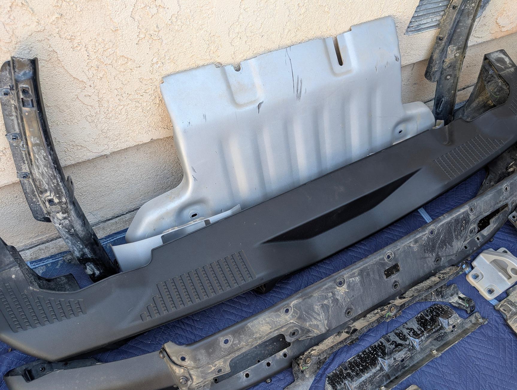 Ford Bronco FREE 23 Bronco Raptor Bumpers PXL_20240828_194544092