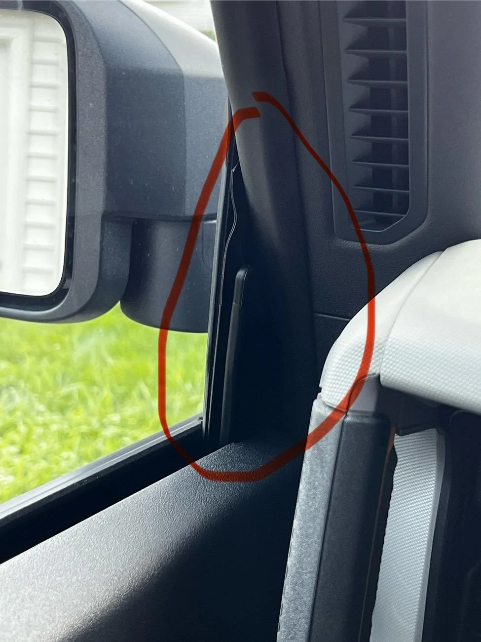 Ford Bronco Drivers side window seal IMG_2163