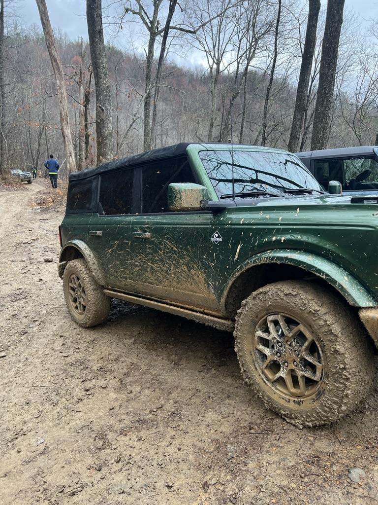 Ford Bronco How 'bout another tire question... 14130C41-3E55-425B-AFB0-497A4CB27513_1_105_c