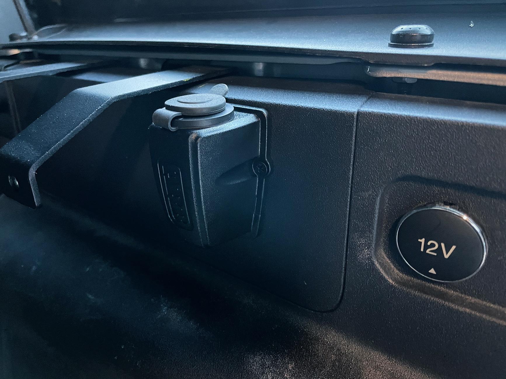 Ford Bronco 12v outlets & power stations 57DF3675-4647-4030-9BFF-EA0DB7994FCC