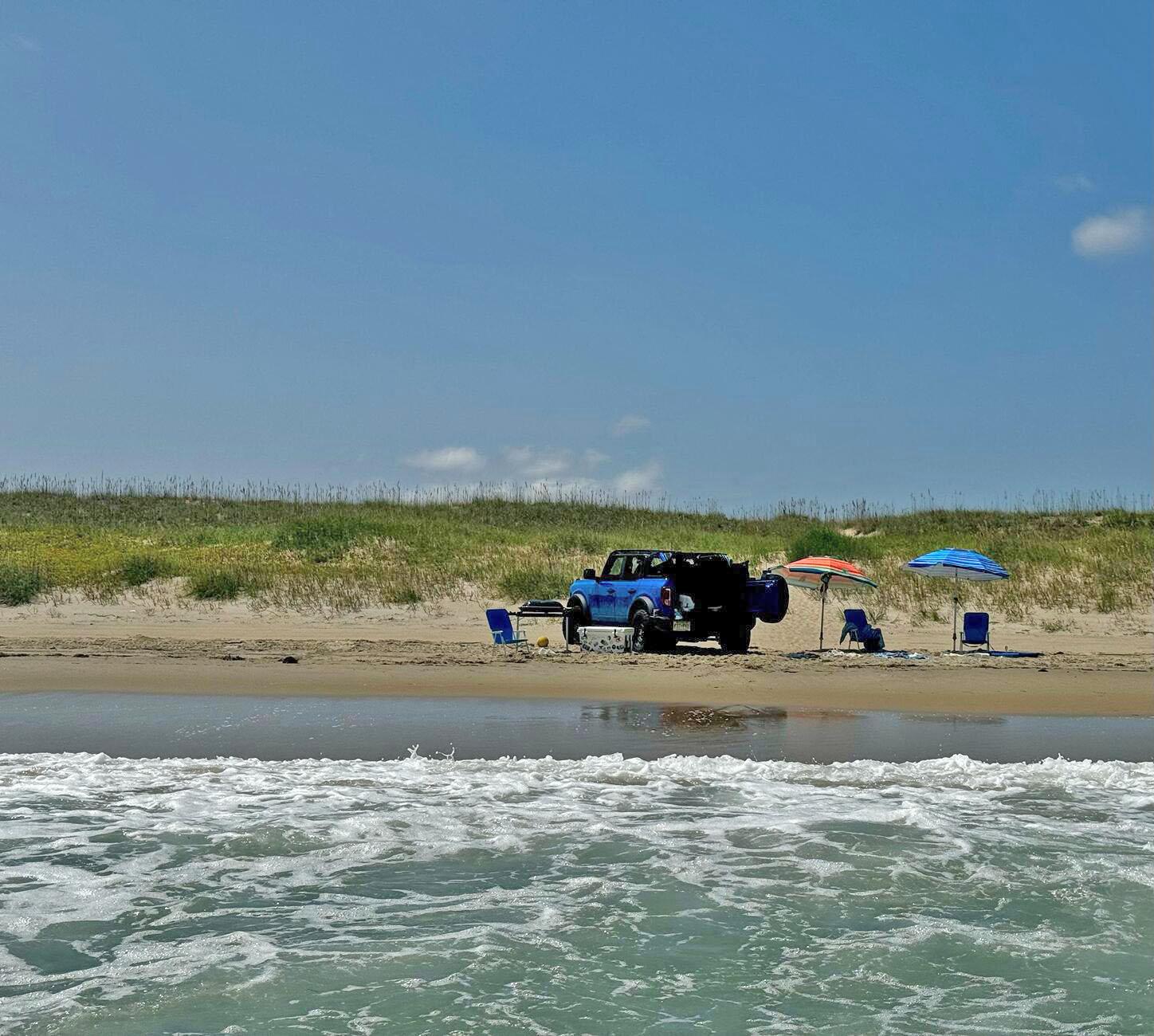 Ford Bronco COMBO REVIEW - Carova OBX Sand Vaca / Mockins XL Cargo Tray / Draw-Tite Hitch 1725501595313-ld