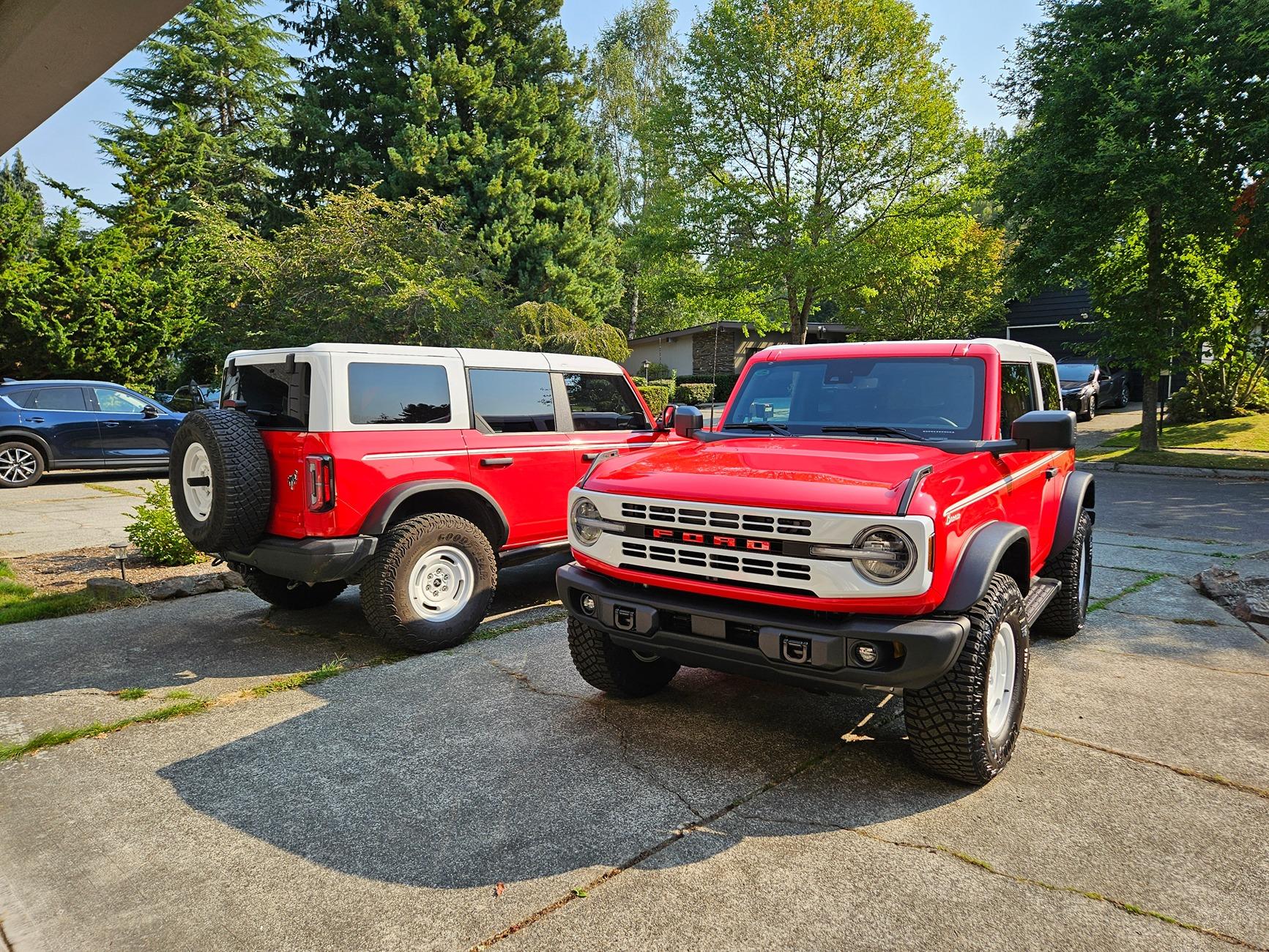 Ford Bronco Show Me Your White Wheels 1000005404