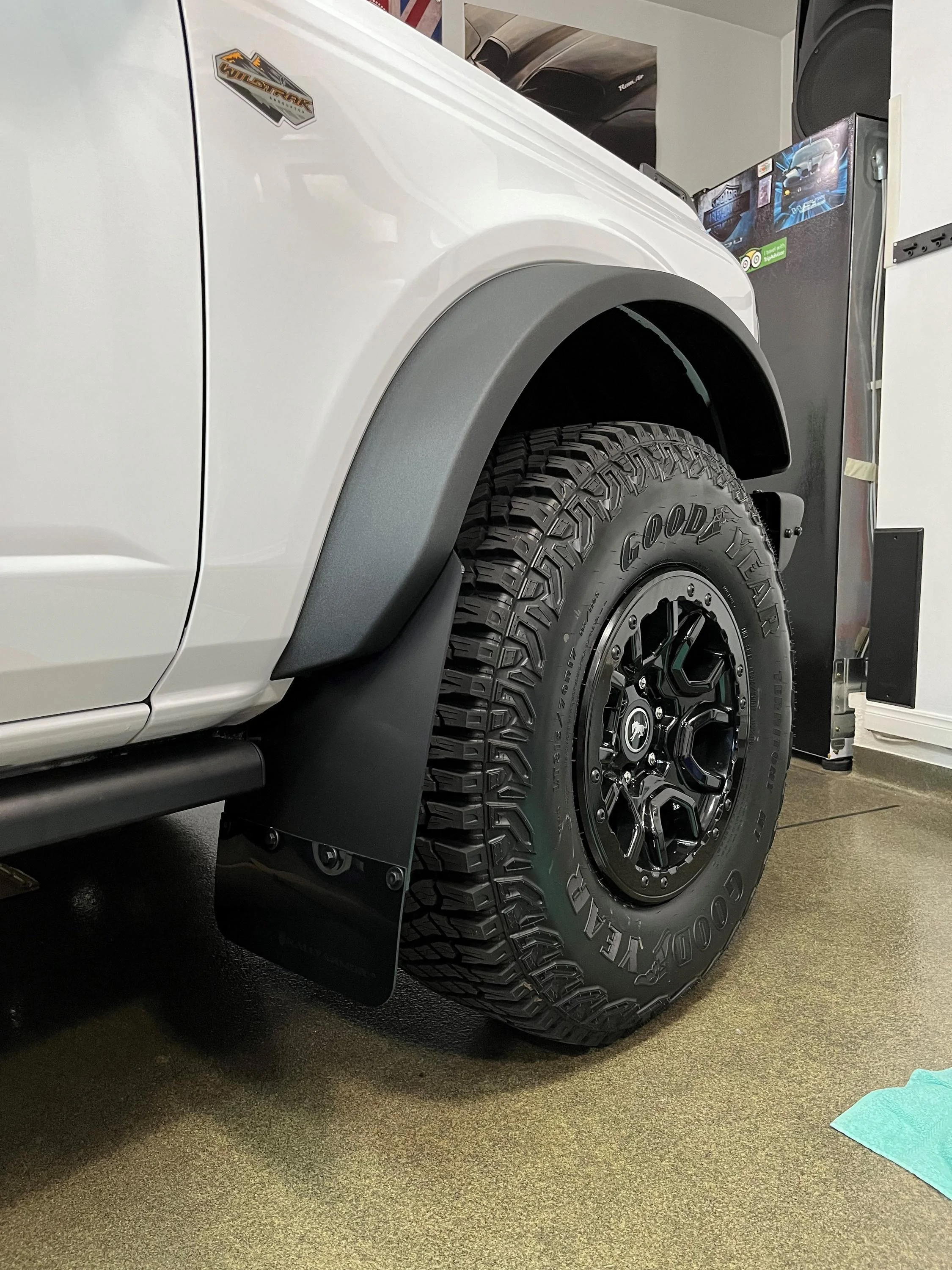 Ford Bronco New Kid on the Block v13LlZE