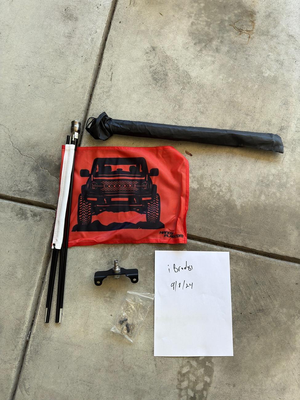 Ford Bronco Bronco Handy flag and Trailrax trail sight mount IMG_6731