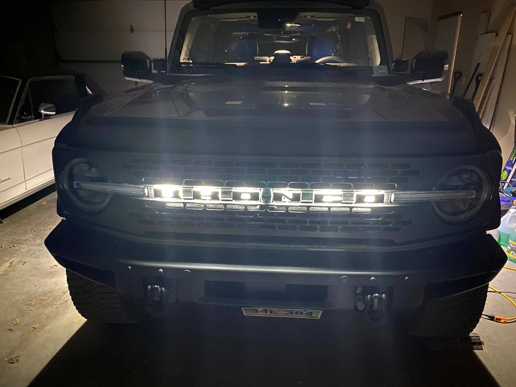 Ford Bronco Changing grille letters? Bob Phone 2022-10-18 010