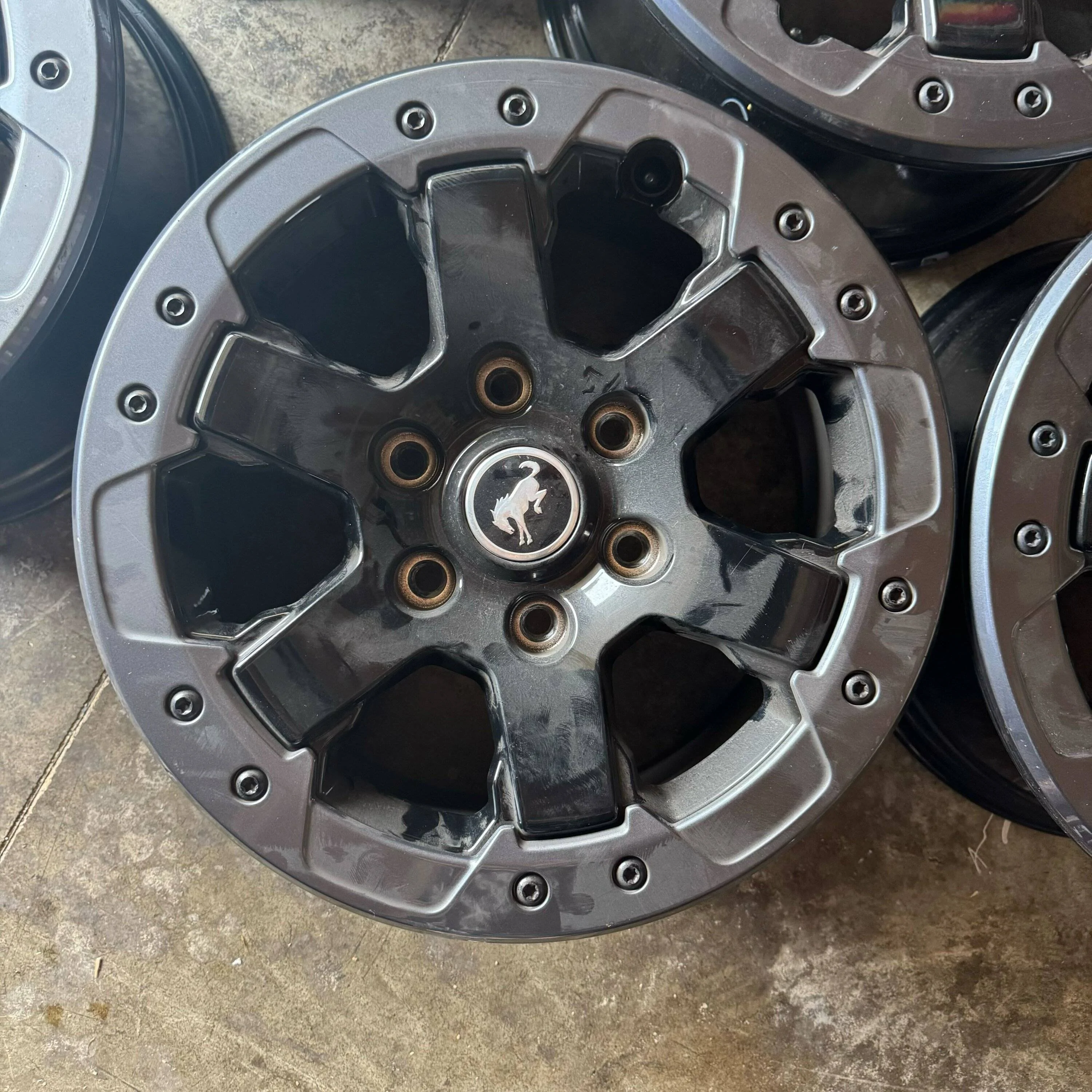 Ford Bronco FS: WA - Badlands Bead-lock Capable Wheels IMG_2360