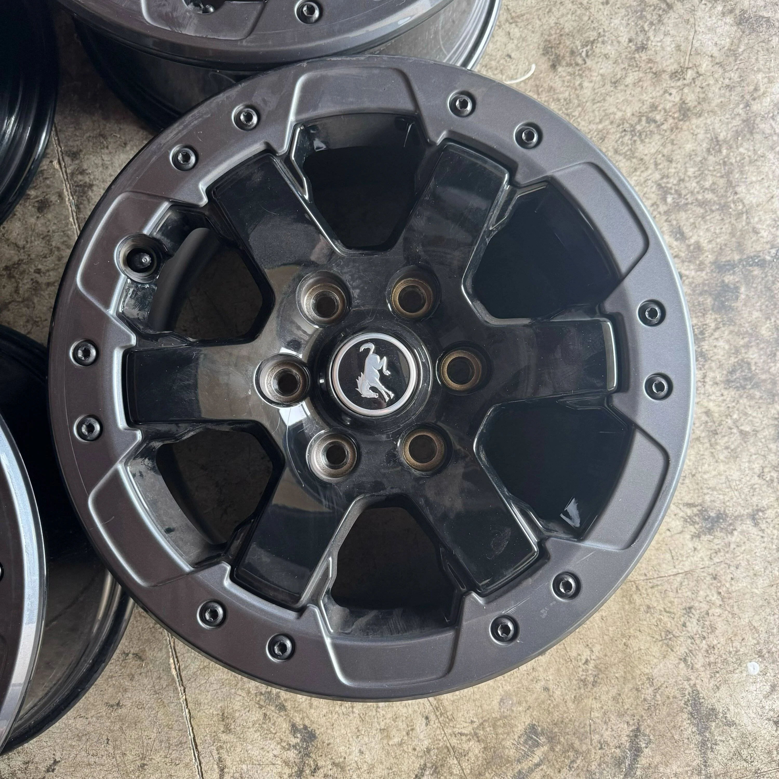 Ford Bronco FS: Badlands Bead-lock Capable Wheels IMG_2362