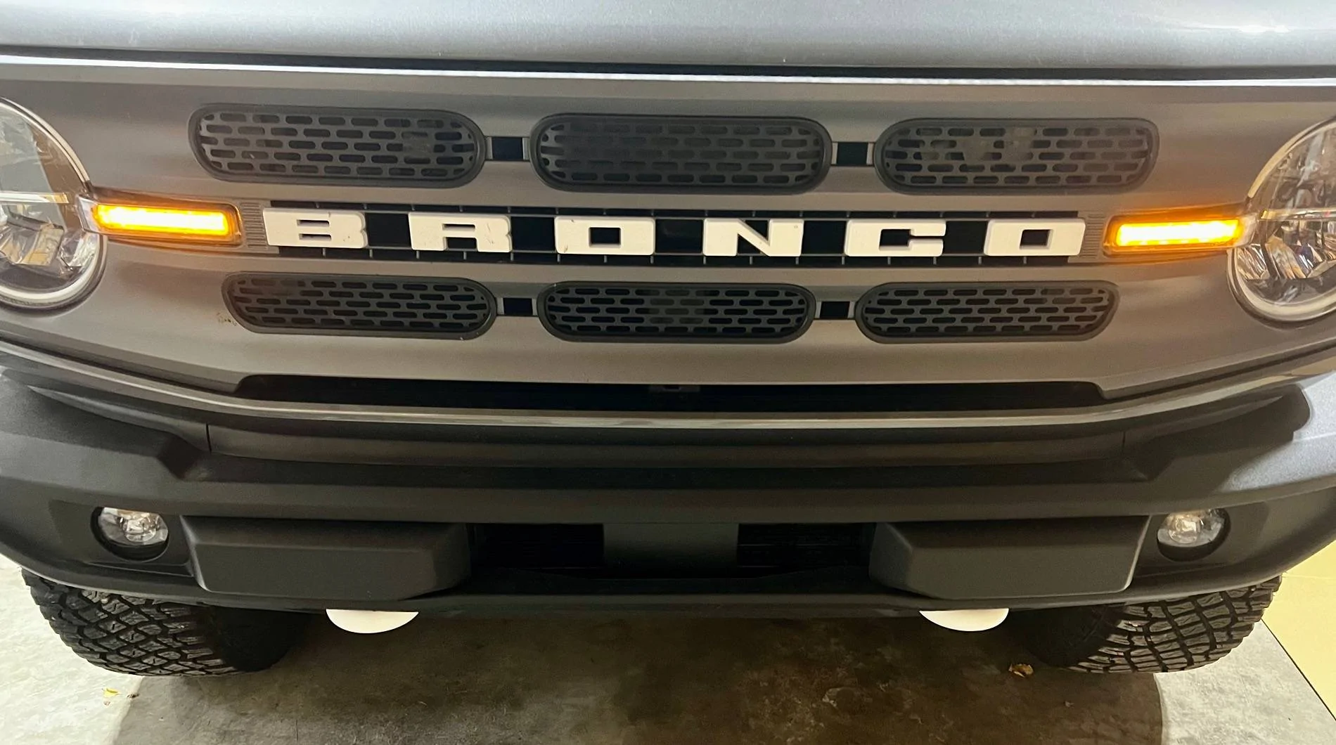 Ford Bronco Carbonized Gray grille inserts for Big Bend? IMG_1702