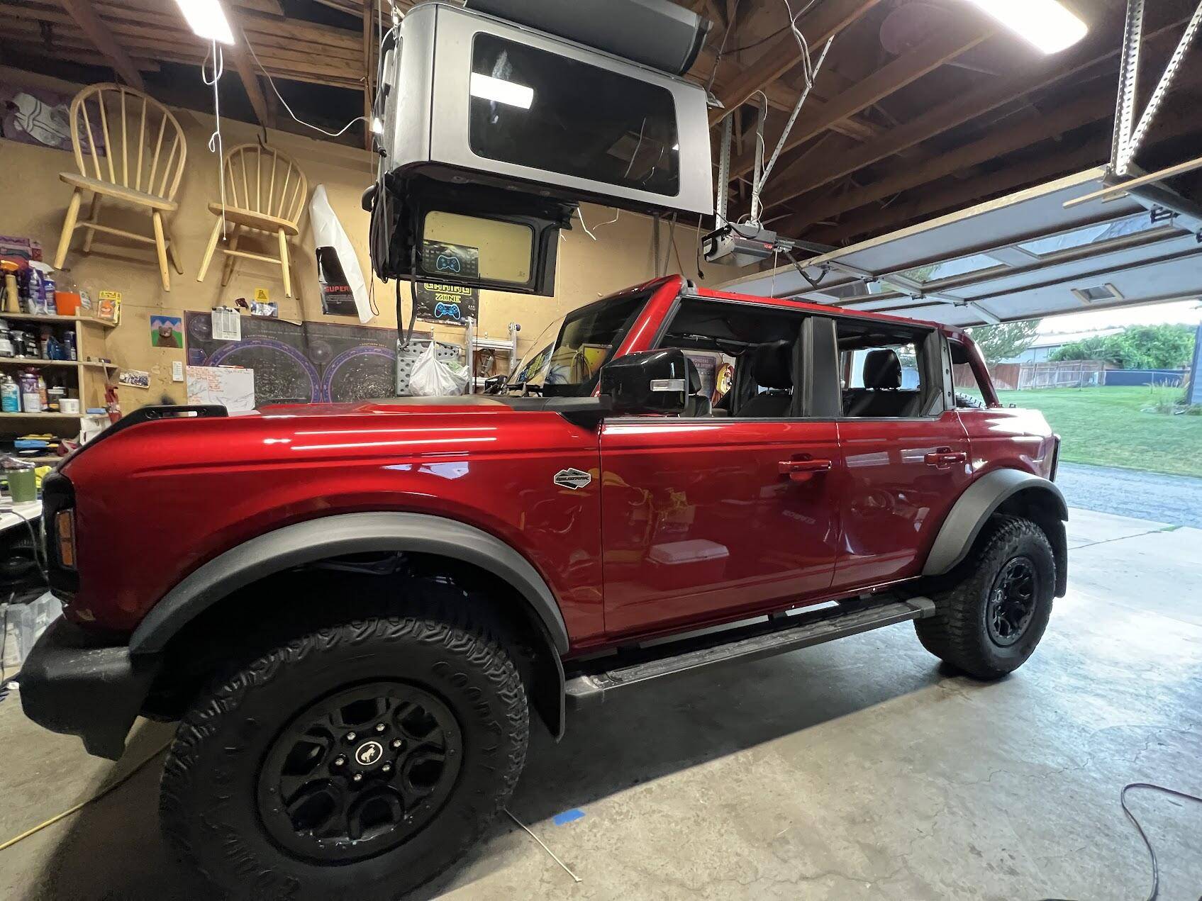 Ford Bronco Just removed hard top for 20th time. Observations & tips 1726089761581-s1