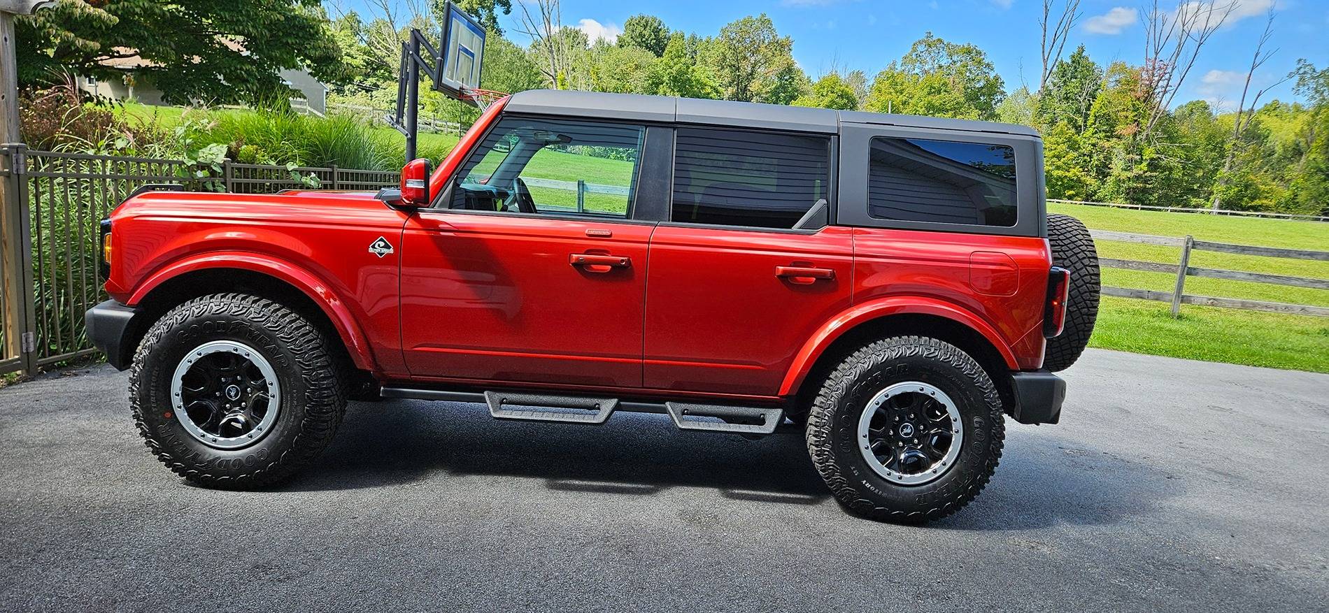 Ford Bronco HOT PEPPER RED Bronco Club 20240910_123725