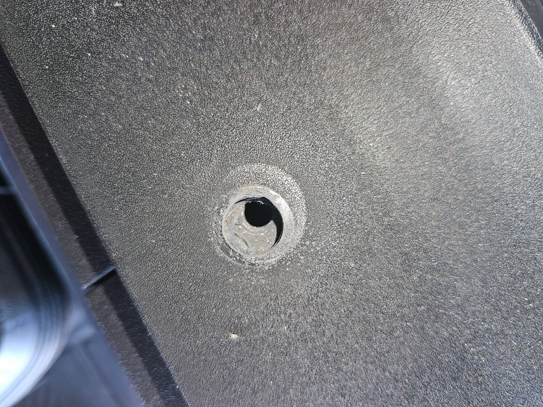 Ford Bronco Hard Top Screw Holes Not Aligned 1000014139