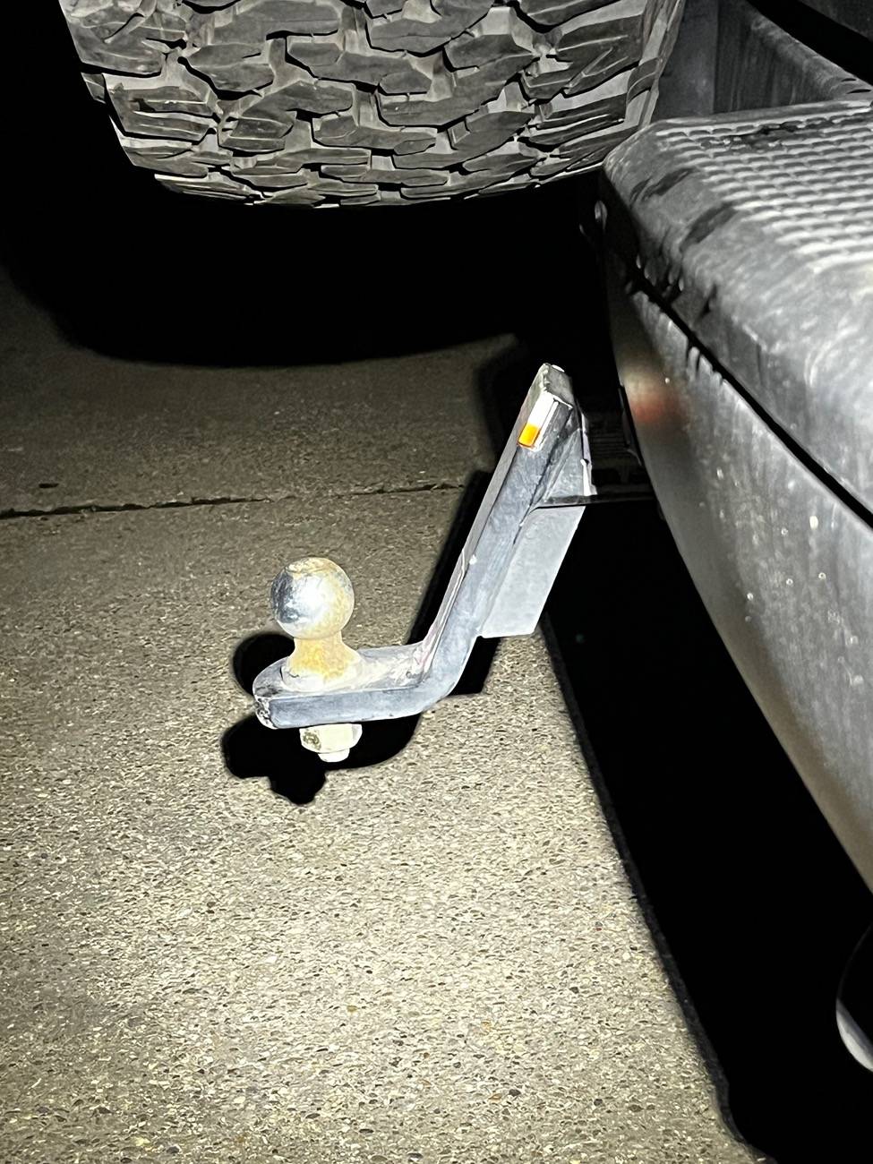 Ford Bronco Hitch extension IMG_5590