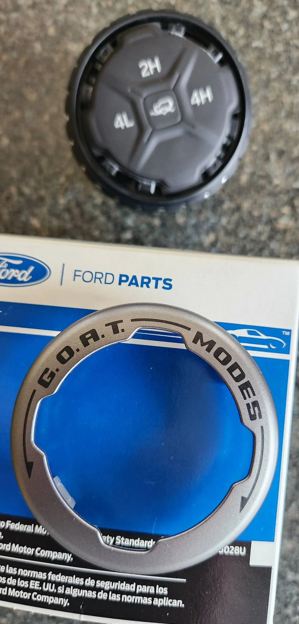 Ford Bronco 2024 Wildtrak interior handle swap (from standard blue color) - pics 20240418_134008-X4