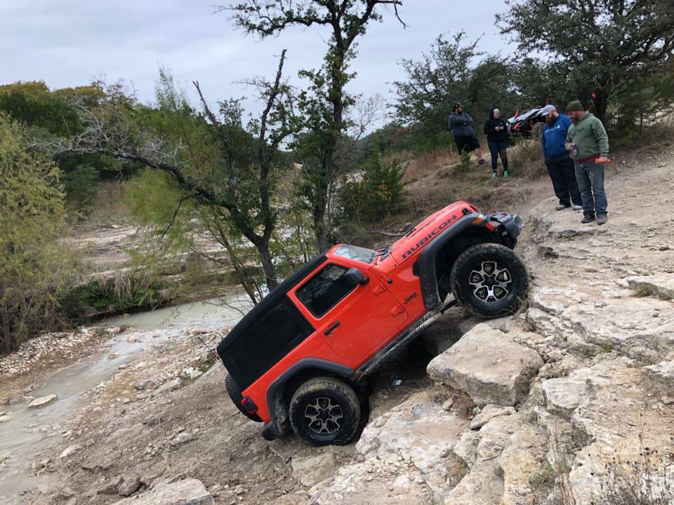 Ford Bronco Trailer Hitch ? HF 11-18-18  10