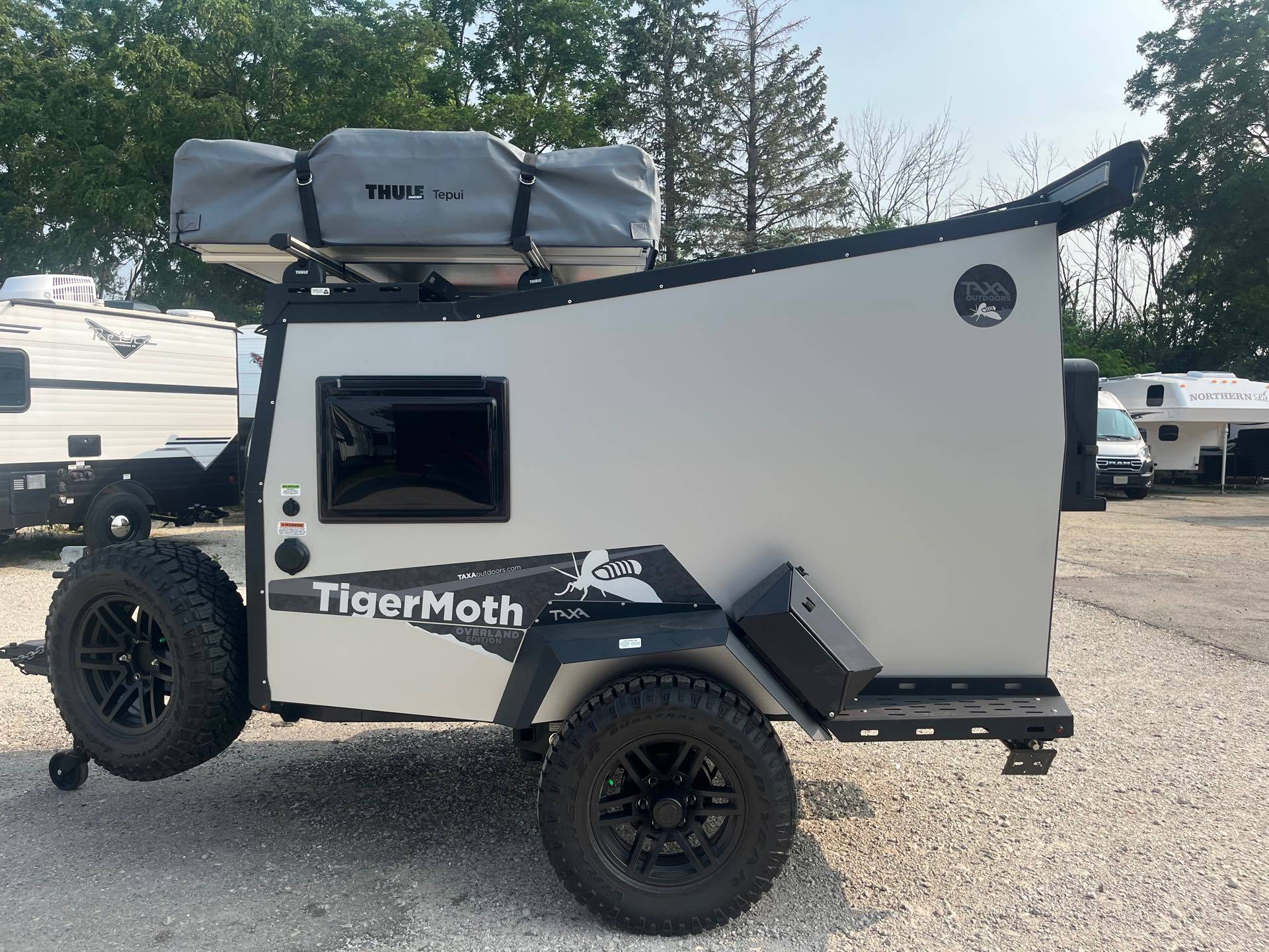 Ford Bronco Overlanding Camping Trailers data