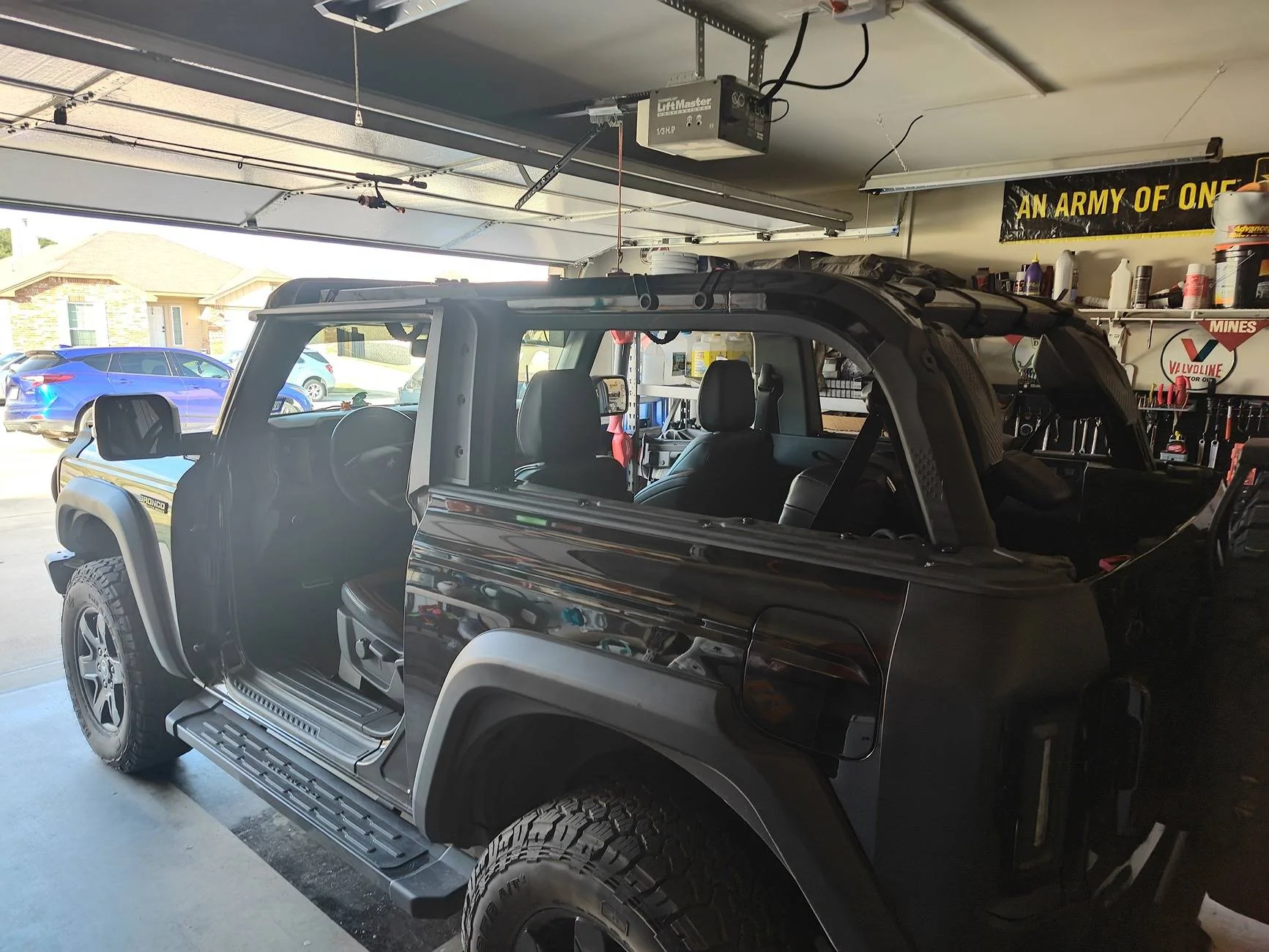 Ford Bronco WTB: Front driver suspension parts 1000023629
