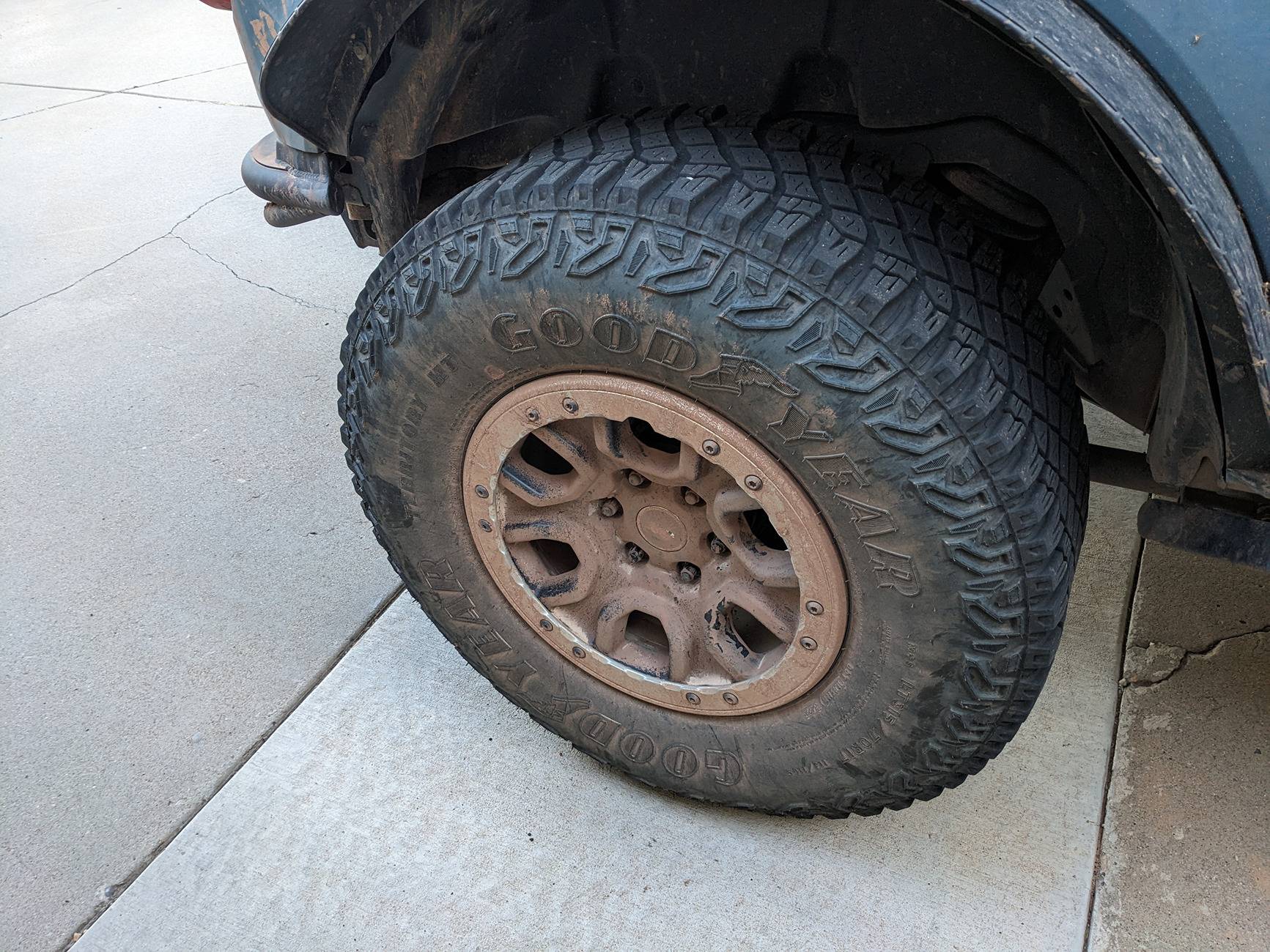 Ford Bronco OEM Sasquatch Wheels Painted Bronze PXL_20240904_005935430