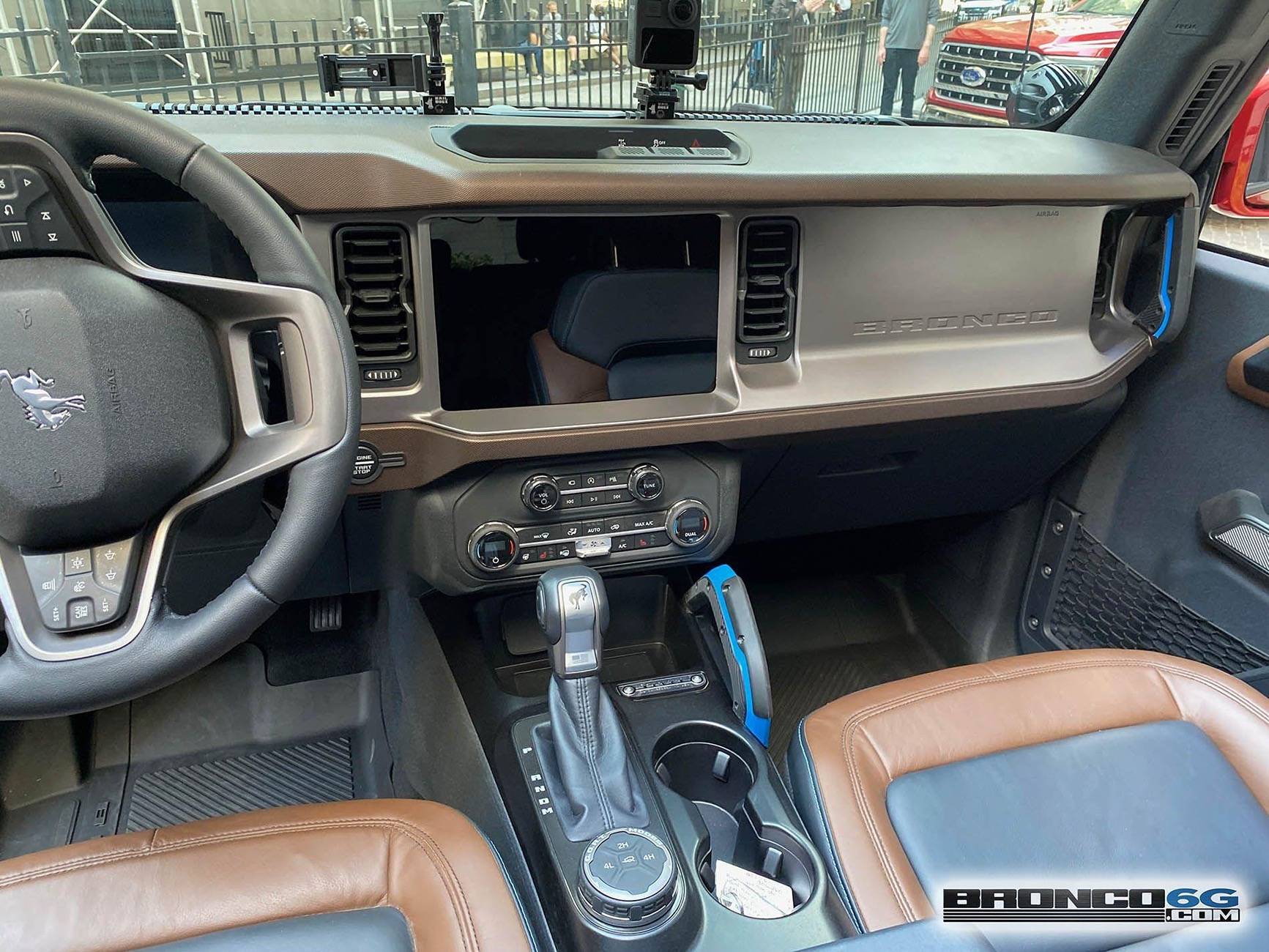 Ford Bronco Question on the dash trim choices for Infotainment 8 inch to 12 inch upgrade kit IMG_4781